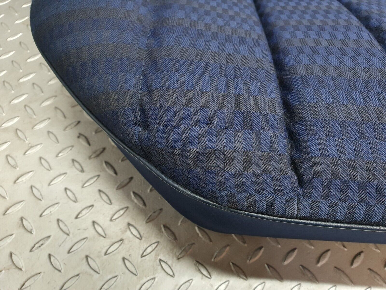 42979 Mercedes-Benz W201 190 Rear Seat Blue 2019204830