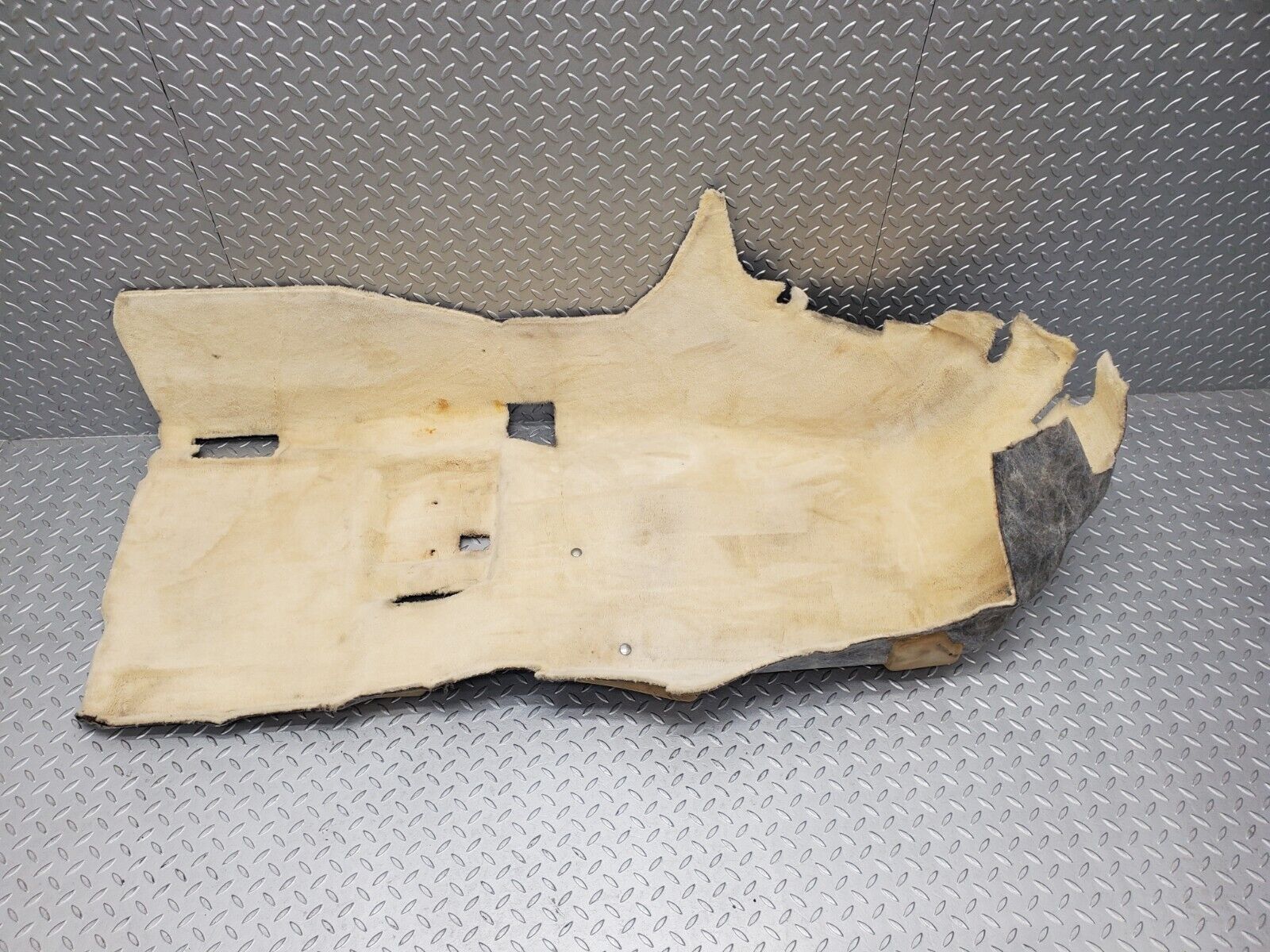 46984 Mercedes-Benz R129 320SL Coupe Front Right Floor Carpet Beige 1296801440