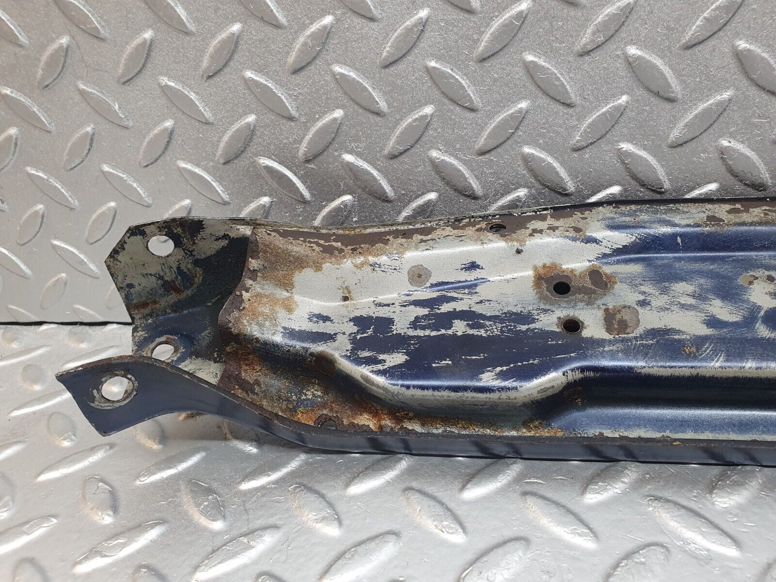 42436 Mercedes-Benz R129 320SL Coupe Bonnet Lock Carrier Panel