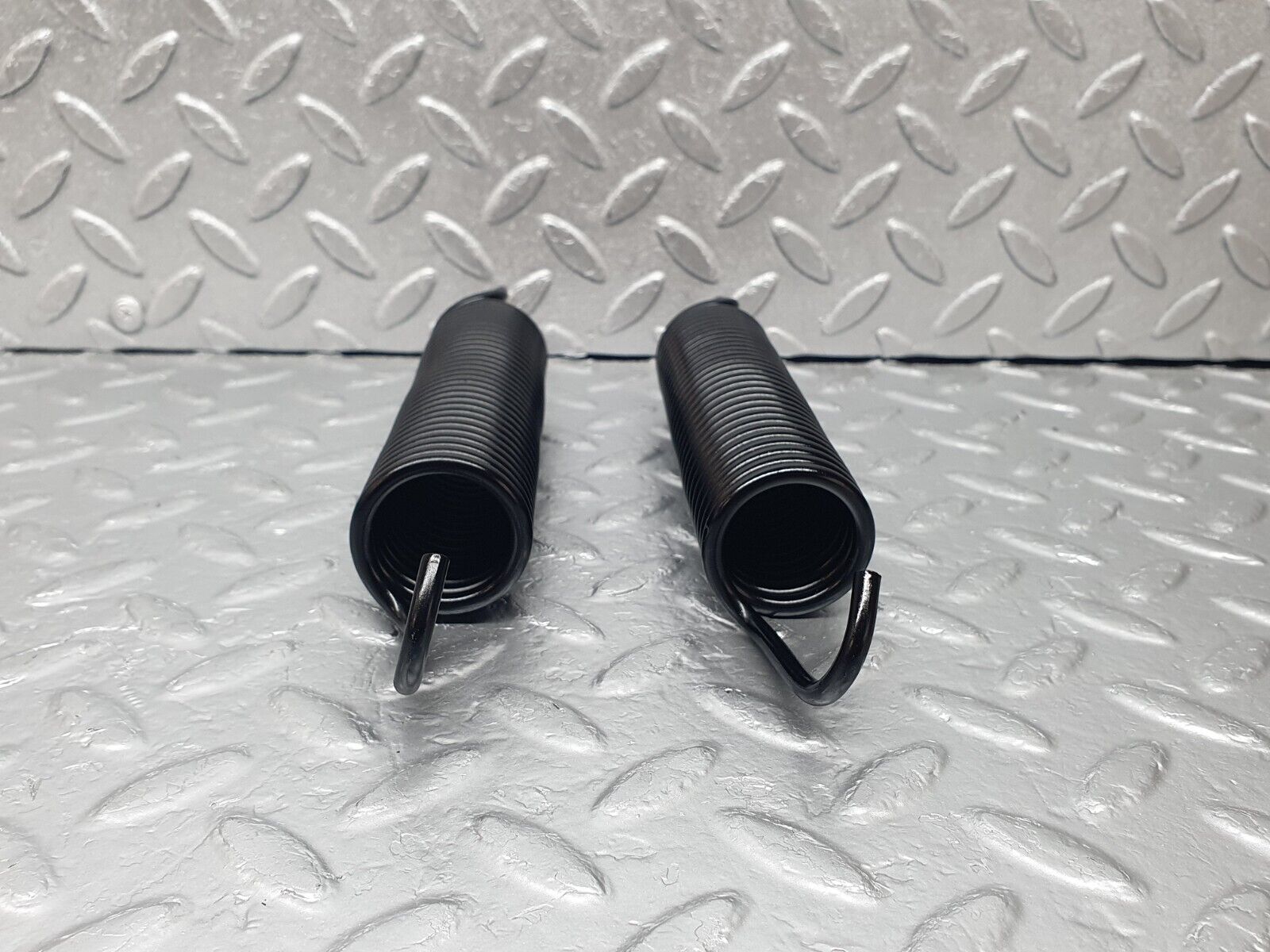 43933 Mercedes-Benz C123 230CE Coupe Trunk Lid Hinge Spring 2x