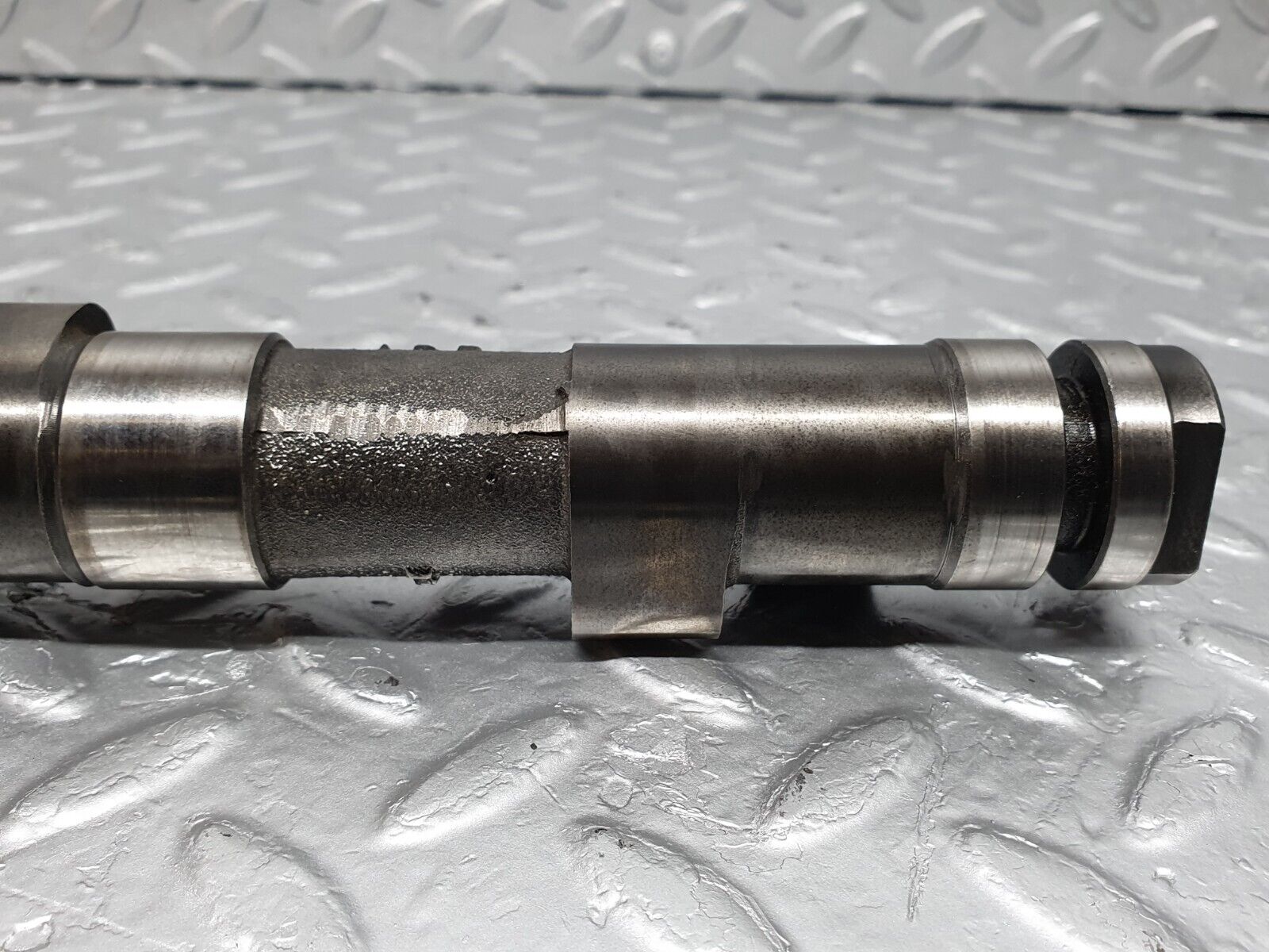 43079 Mercedes-Benz W123 230E Camshaft