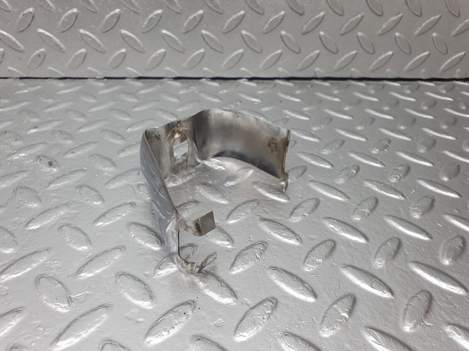 43385 Mercedes-Benz W108 280SE Rear Bumper Chrome Cover