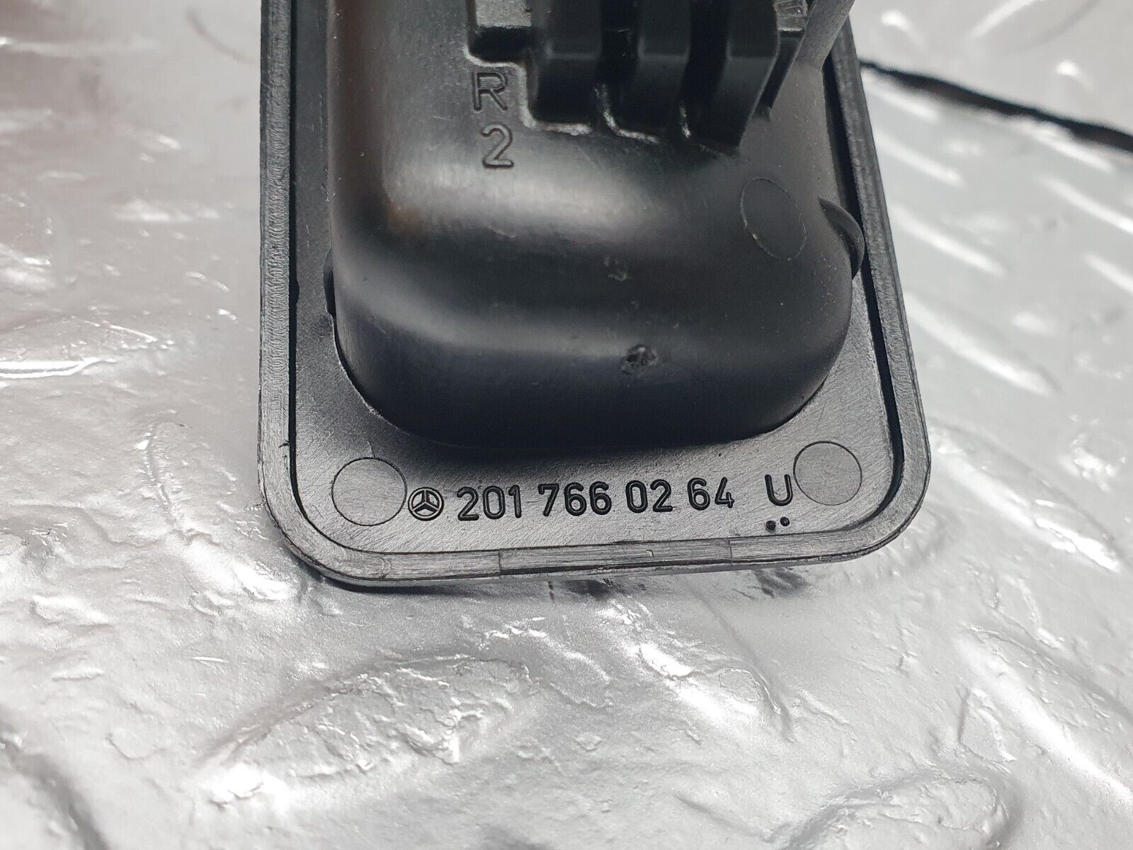 42778 Mercedes-Benz W201 190 2.0L Right Interior Door Handle 2017660264