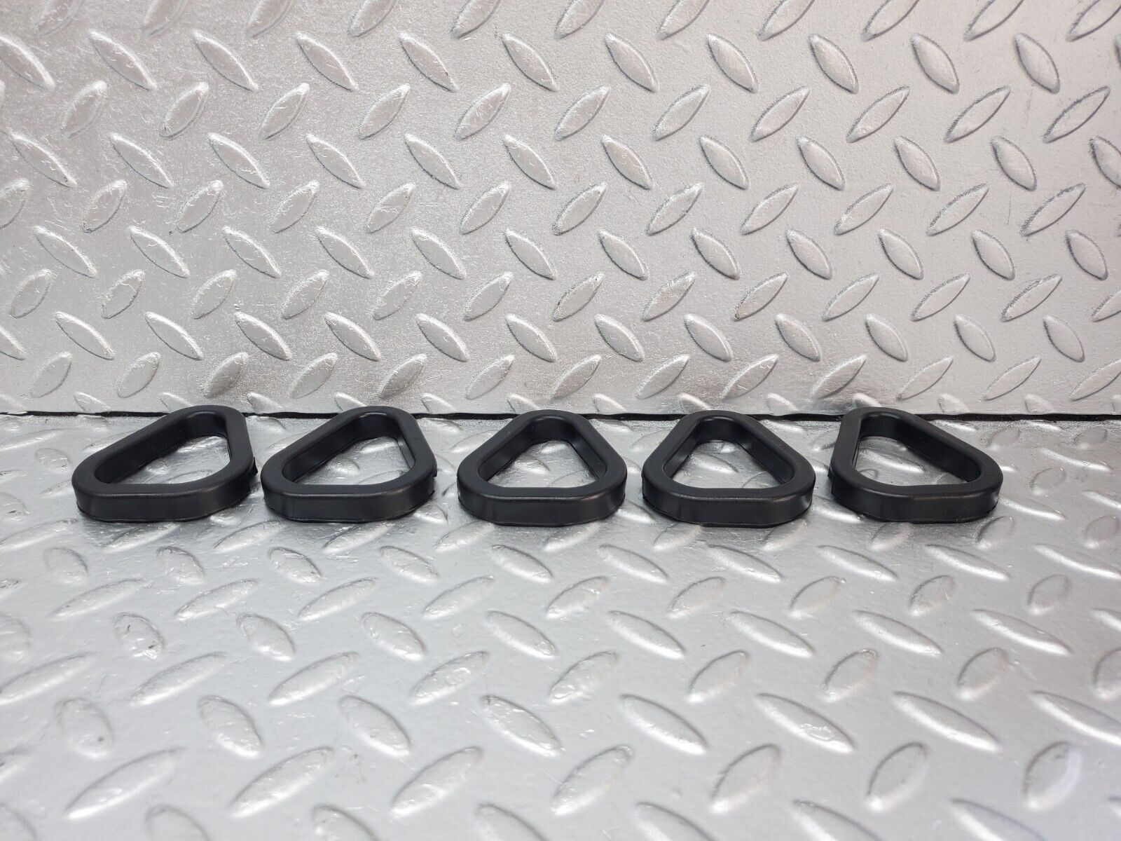 44435 Mercedes-Benz W123 280E Valve Cover Gasket Set