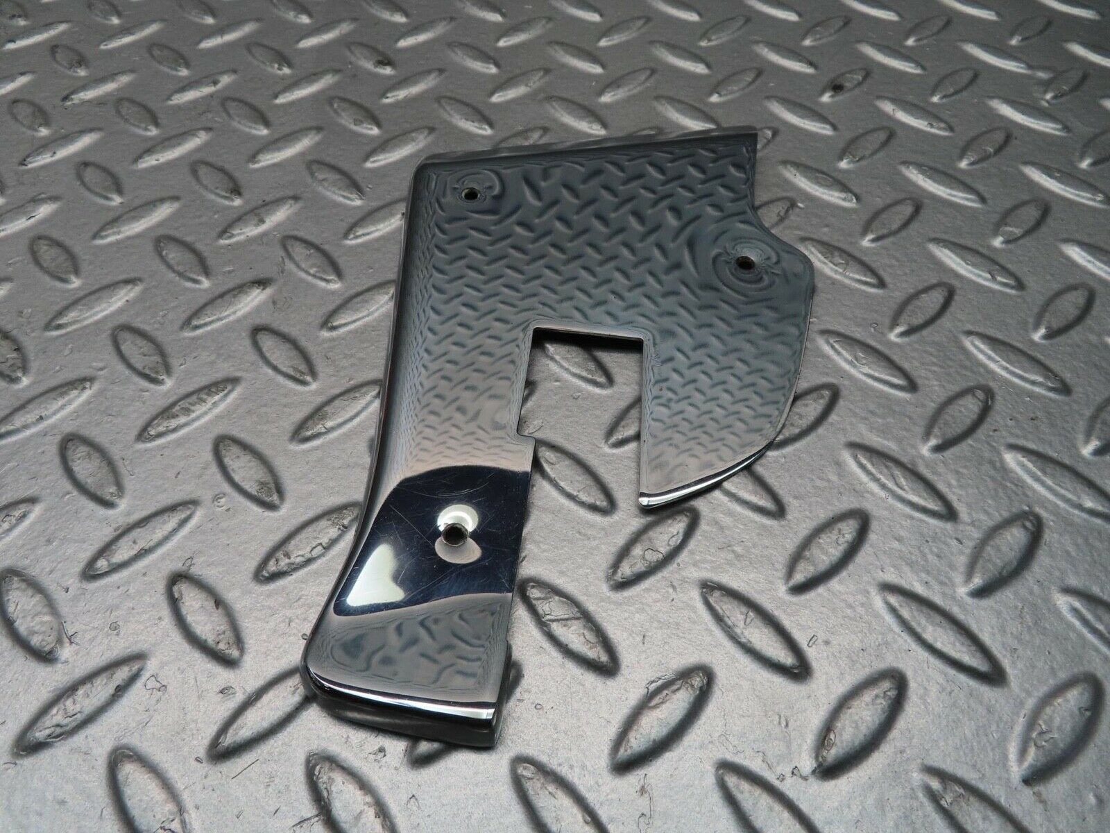 11689 Mercedes-Benz R107 450SL Left Door Chrome Cover