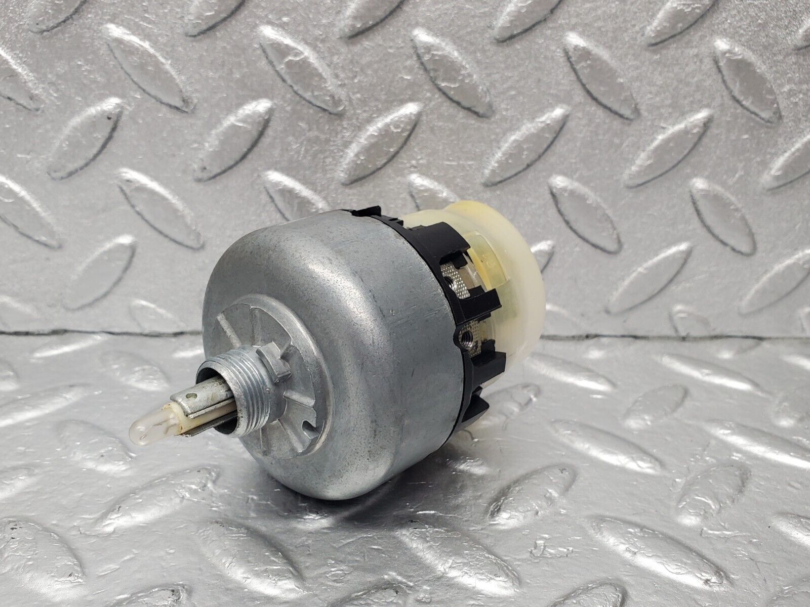 46451 Mercedes-Benz C123 280CE Coupe Headlight Switch