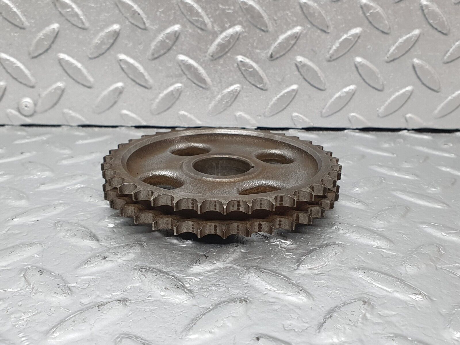 43791 Mercedes-Benz C126 380SEC Coupe Camshaft Timing Gear Sprocket 1160520601