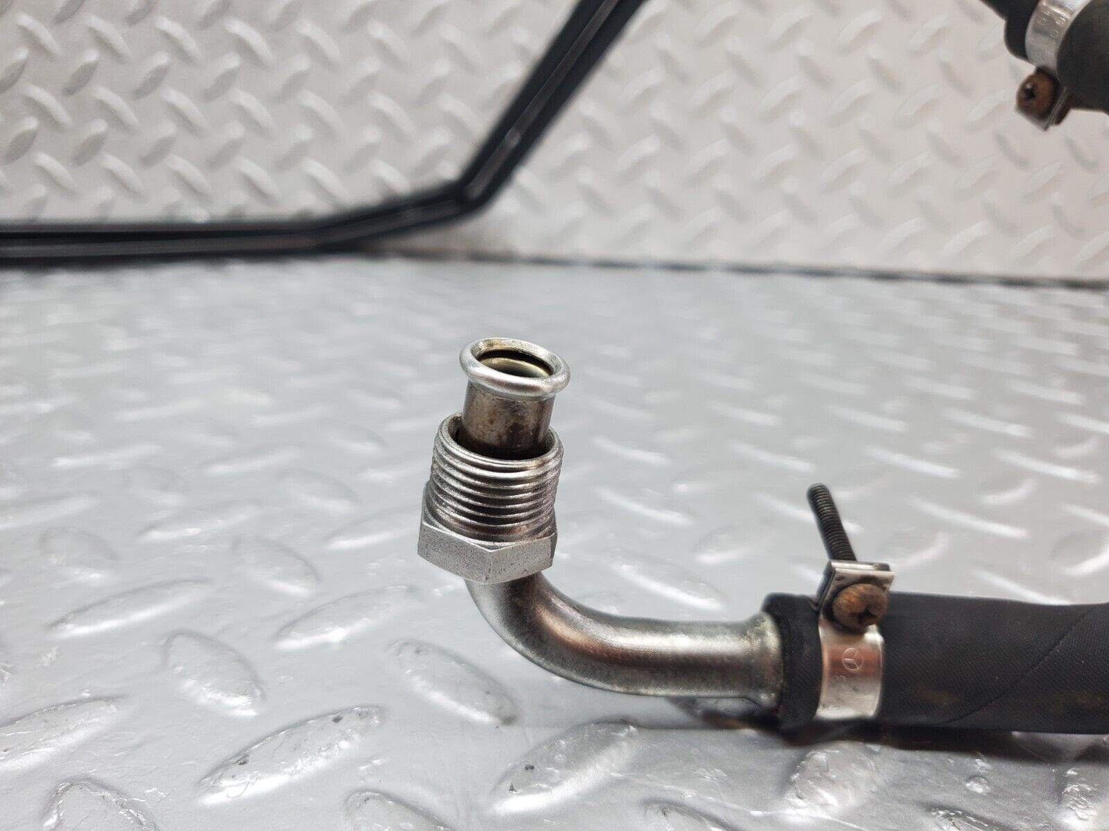 45824 Mercedes-Benz W126 420SE Oil Cooler Pipe