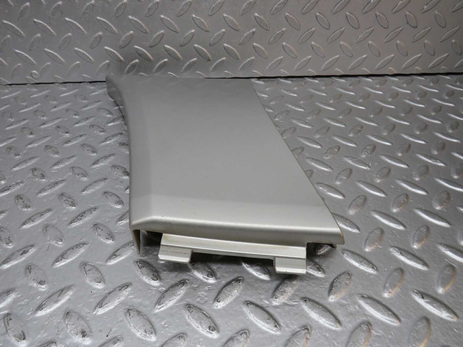 39683 Mercedes-Benz R129 320SL Coupe Rear Right Lower Moulding Trim 1296902440