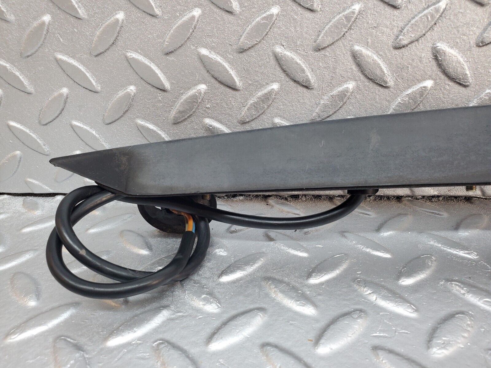 45706 Mercedes-Benz W126 420SE Boot Handle Trim Number Plate Light 1268202909