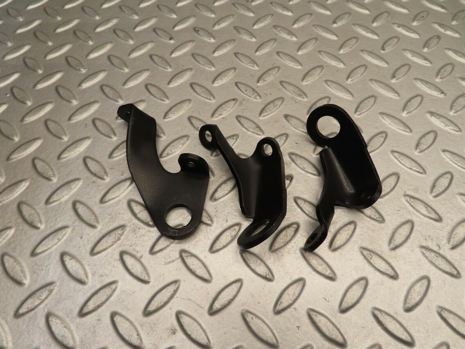 11783 Mercedes-Benz R107 450SL Engine Lifting Eyes Hooks