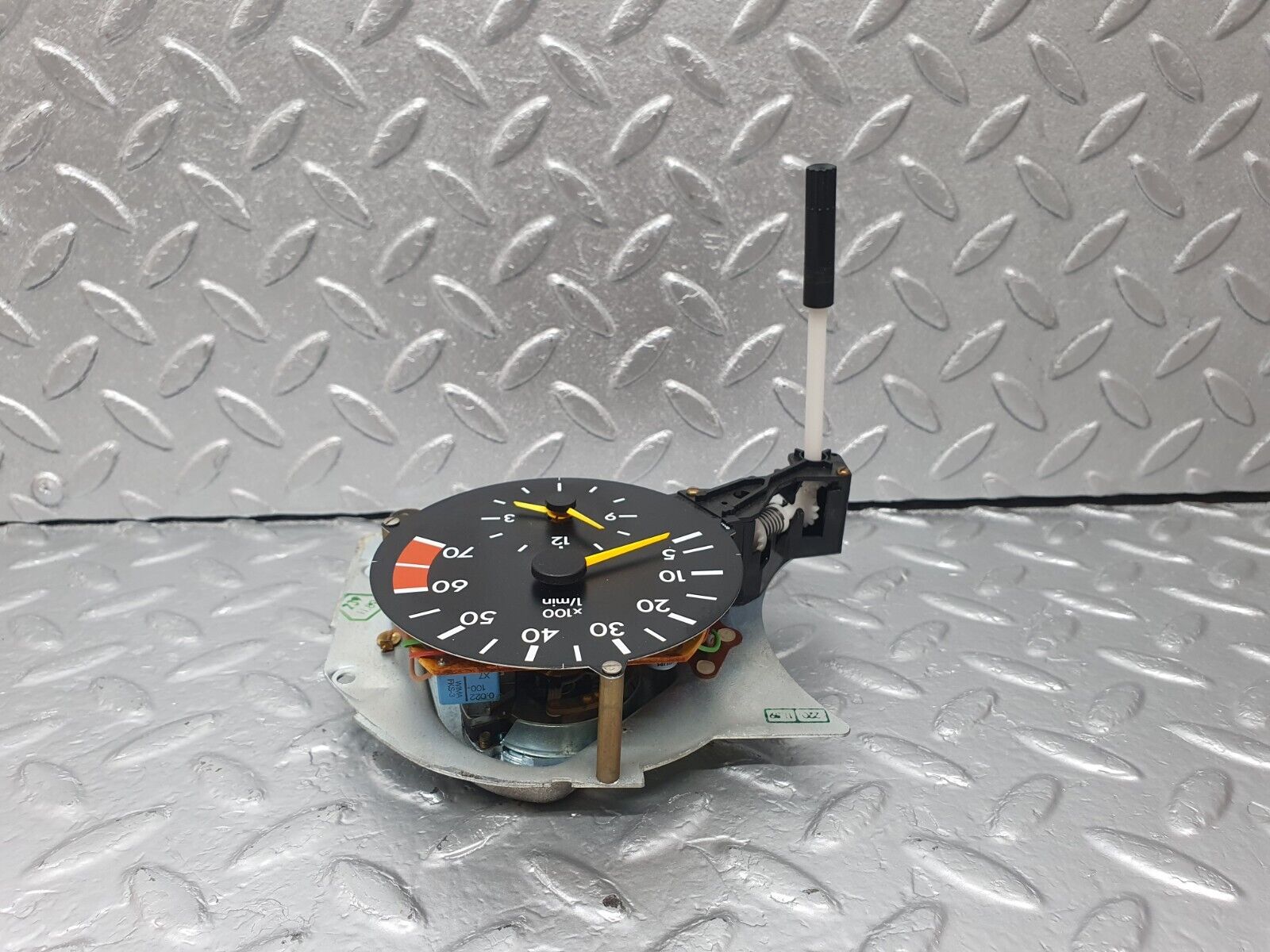 42867 Mercedes-Benz W201 190 2.0L Instrument Cluster Tachometer Gauge 2015421116