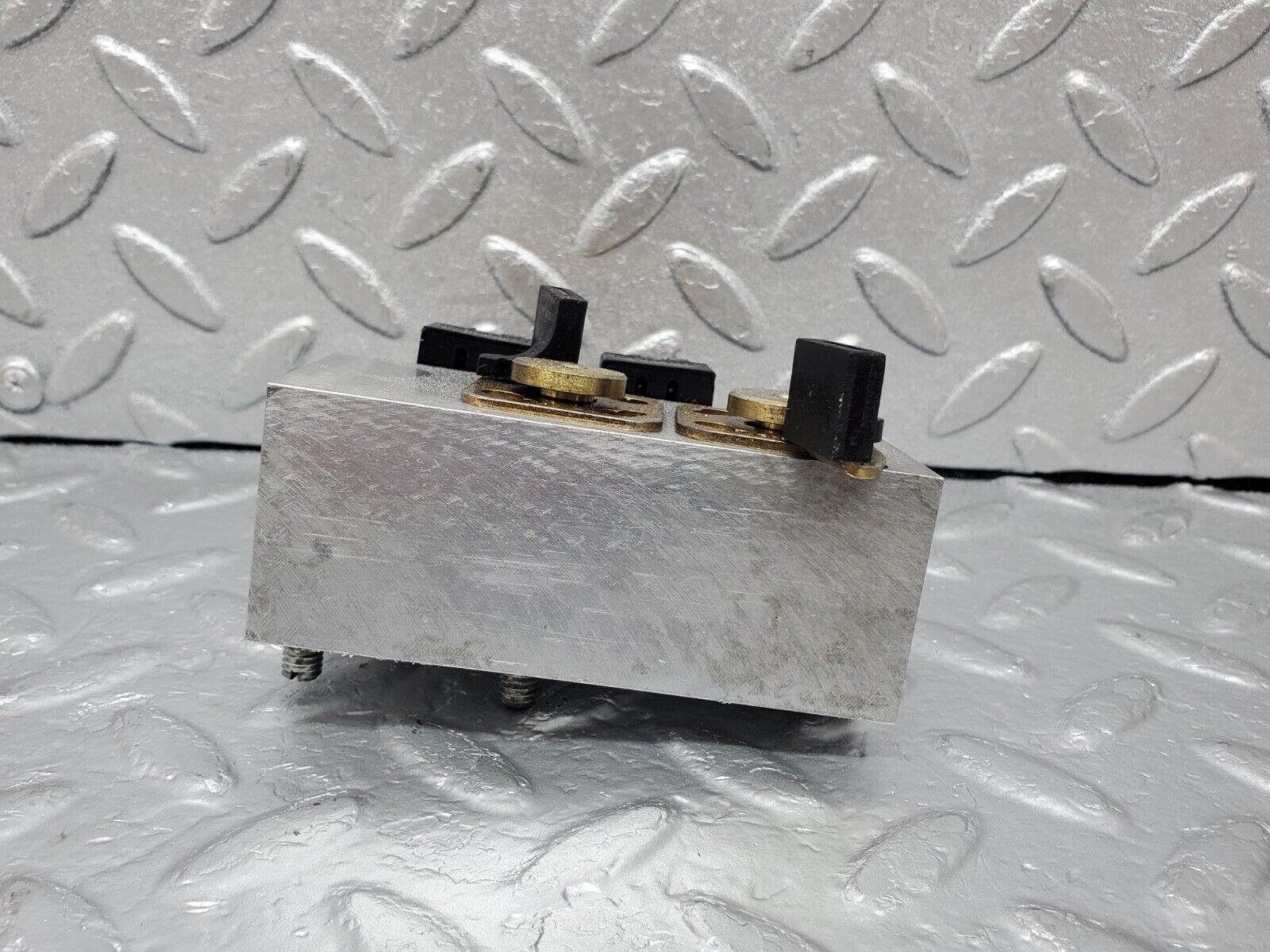 44976 Mercedes-Benz R129 300SL Coupe Roof Hydraulic Valve Block 1298001078