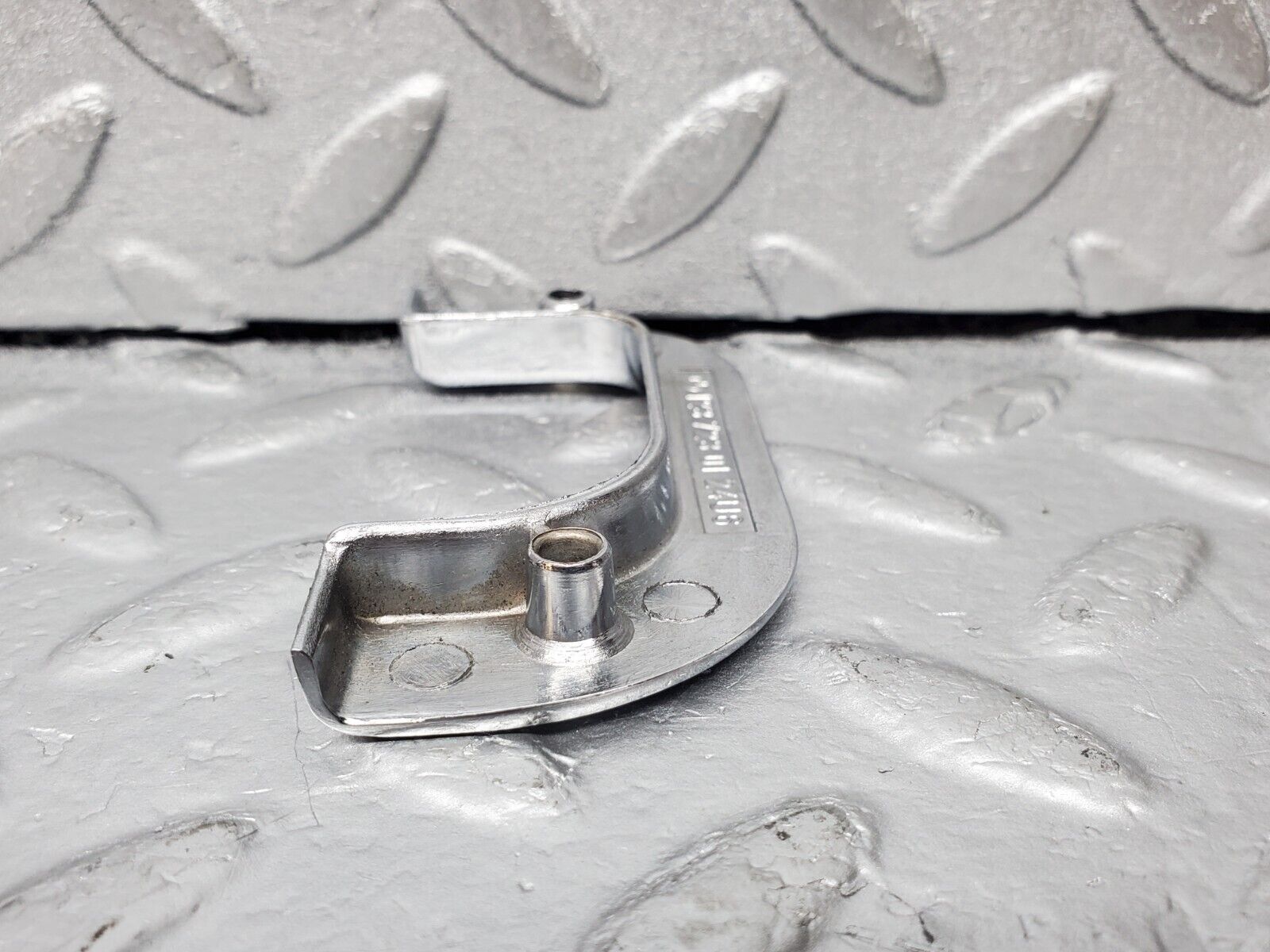 45557 Mercedes-Benz W126 420SE Interior Chrome Door Latch Trim Left 1237230124