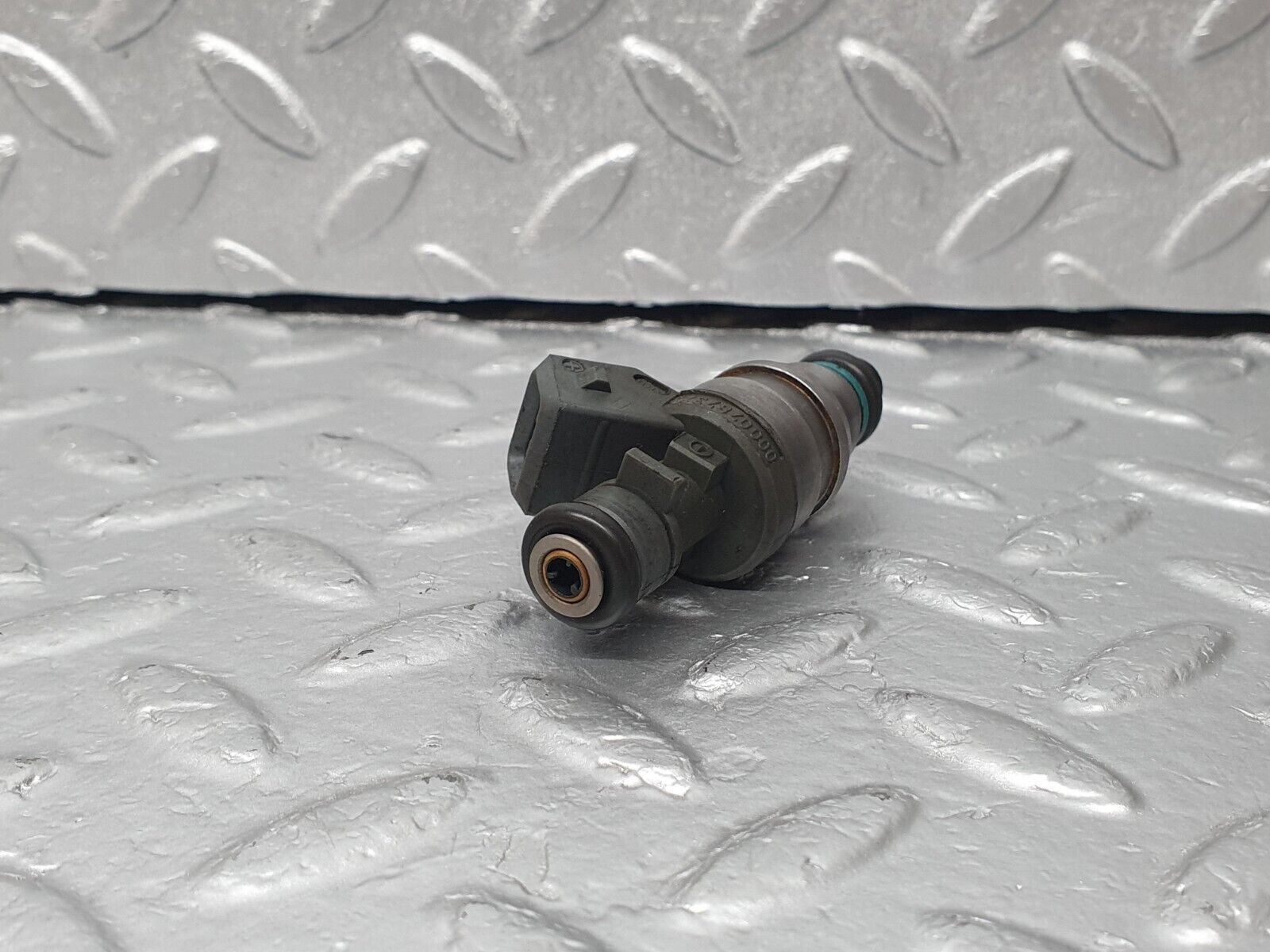 42373 Mercedes-Benz R129 320SL Coupe Fuel Injector Bosch 0000787323 0280155209