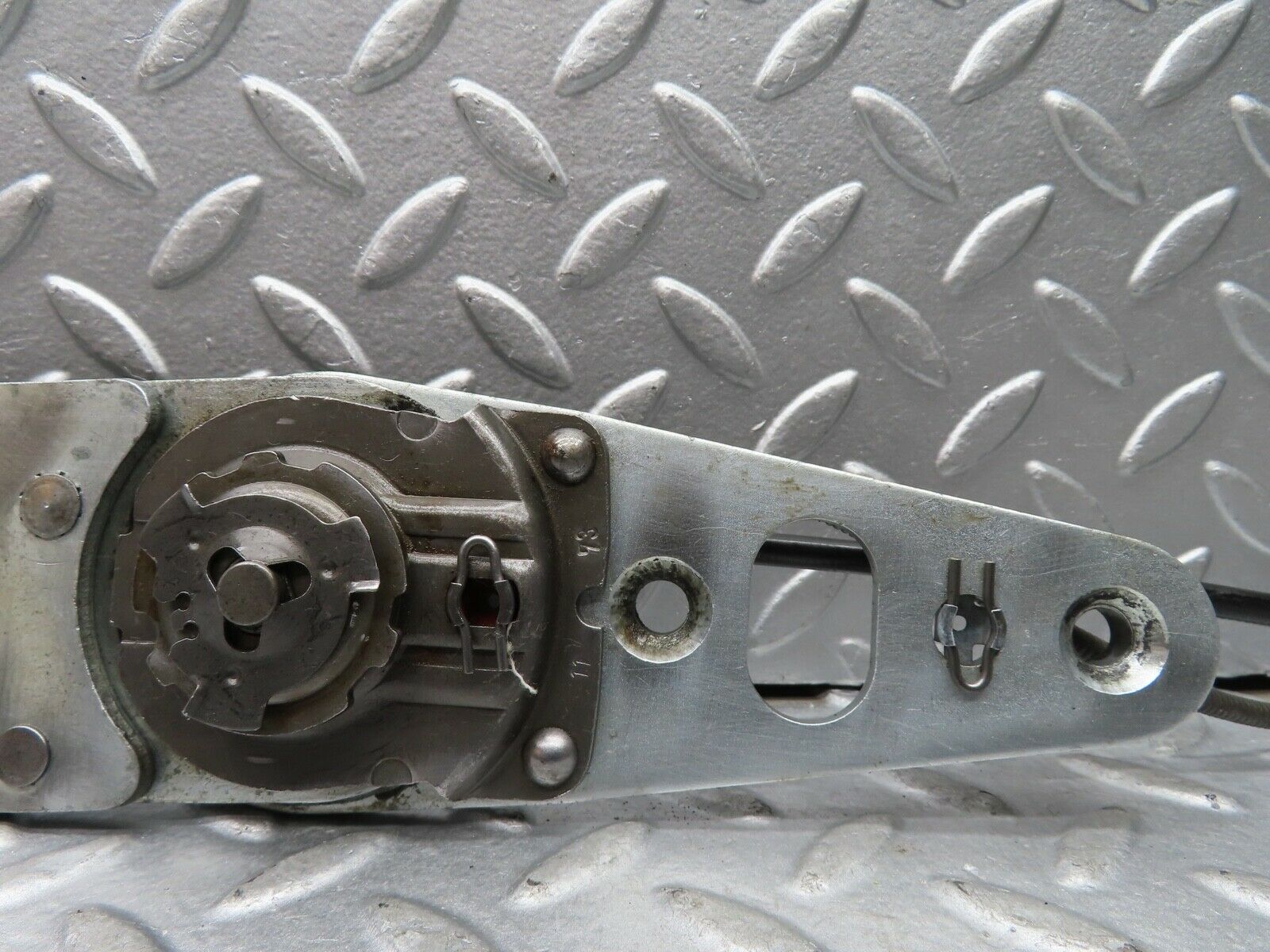 20553 Mercedes-Benz R107 450SL Front Right Seat Hinge 0009107585