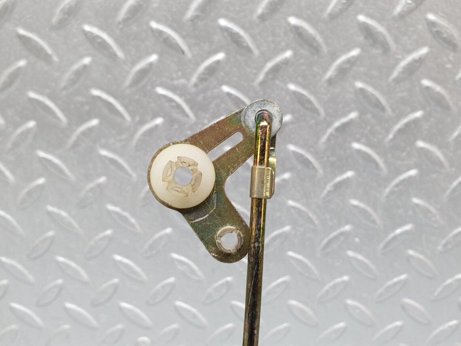 41708 Mercedes-Benz W124 200E Rear Door Lock Knob Pair