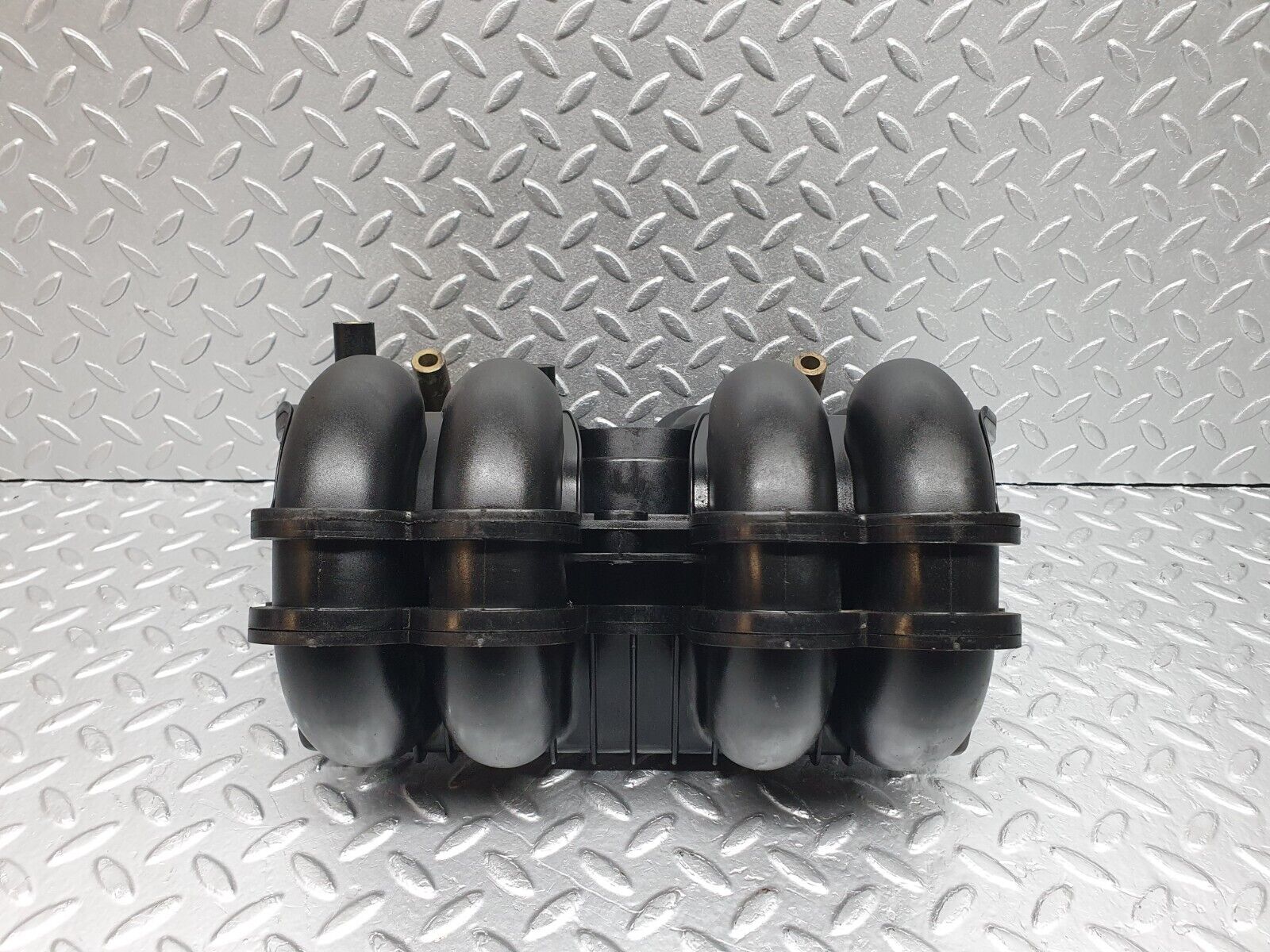 41936 Mercedes-Benz W202 C200 Intake Manifold 1111402201