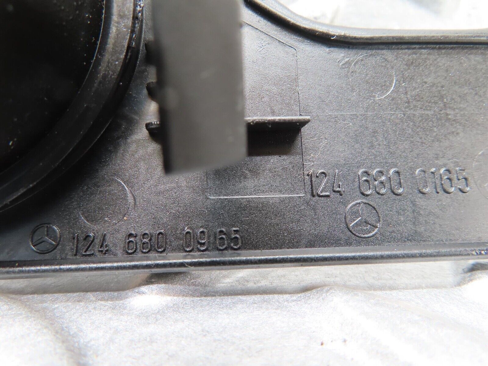 16490 Mercedes-Benz W124 260E Ignition Switch Cover Surround 1246800165