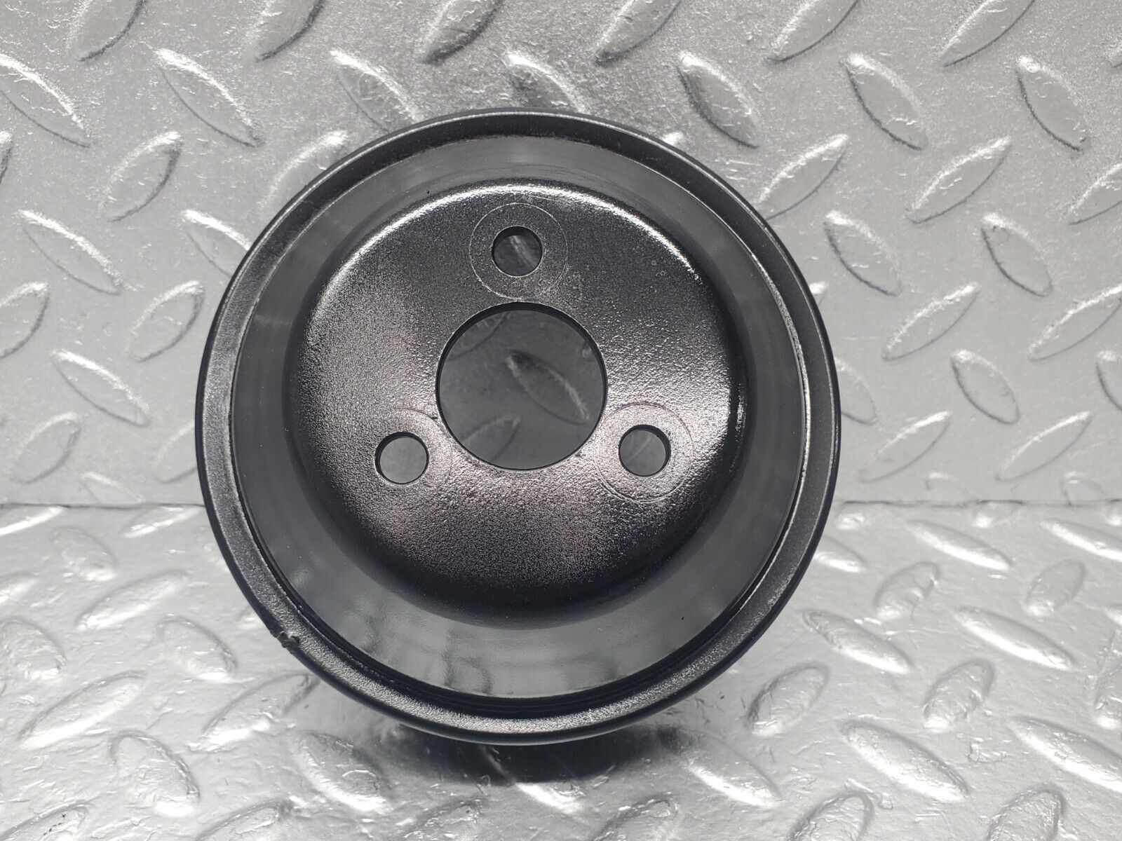 46177 Mercedes-Benz W124 280E Water Pump Pulley 1042300015