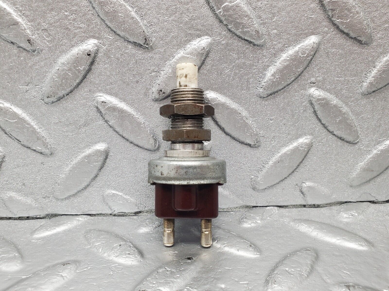 46547 Mercedes-Benz C123 280CE Coupe Braker Light Switch 190130