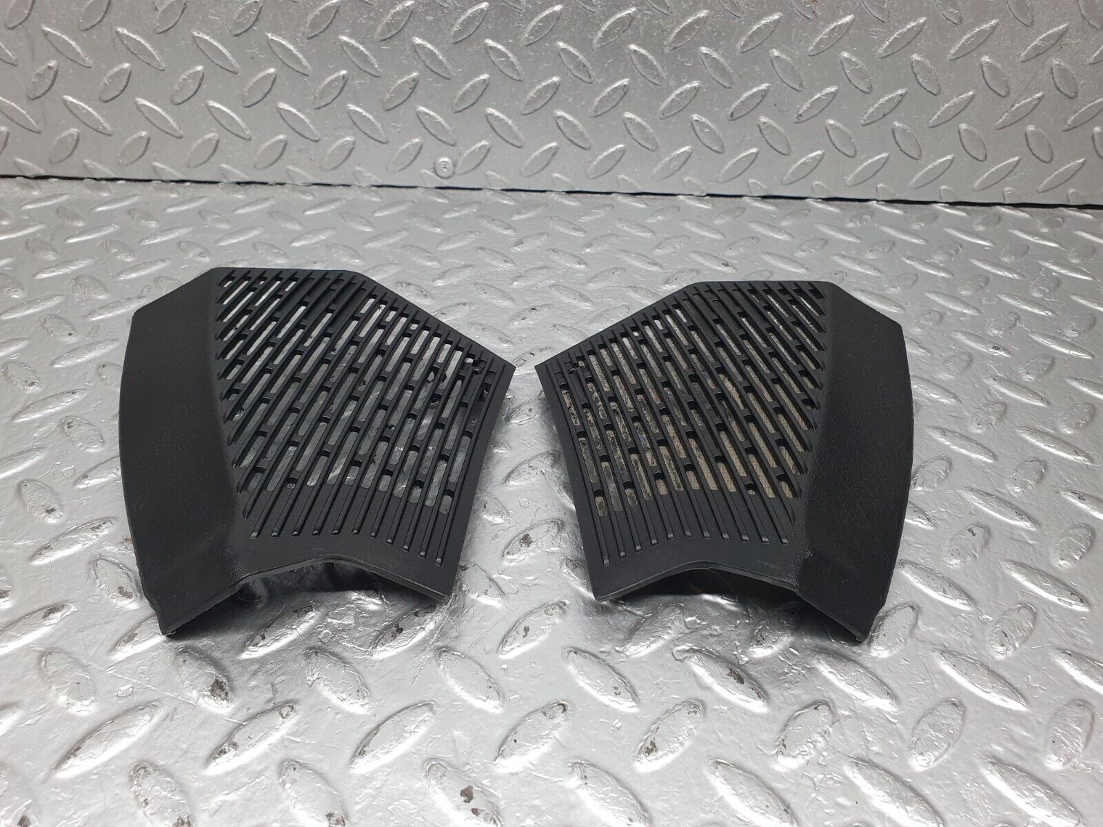 43910 Mercedes-Benz C123 230CE Coupe Dashboard Speaker Covers 1236802707 1236802807