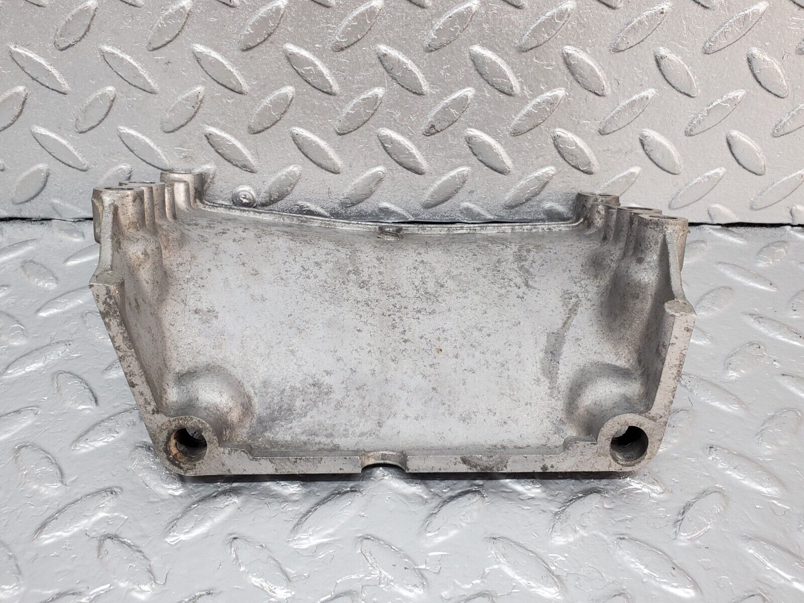 45423 Mercedes-Benz 280E M110.983 Gearbox Support 1100140195