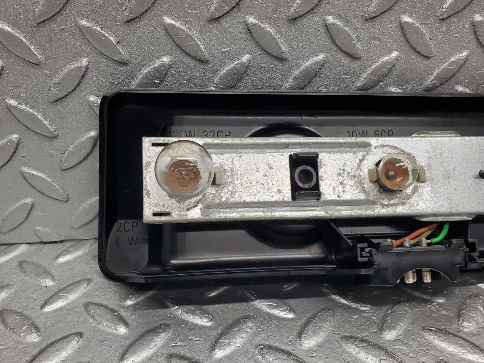 46438 Mercedes-Benz C123 280CE Coupe Tail Light Bulb Holder Left Side 22064L