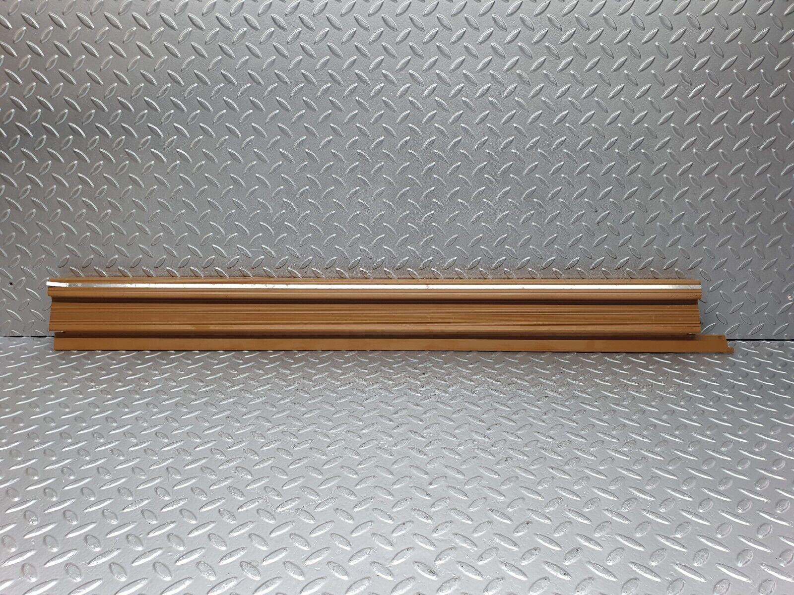 43500 Mercedes-Benz C126 380SEC Coupe Door Sill Left Side