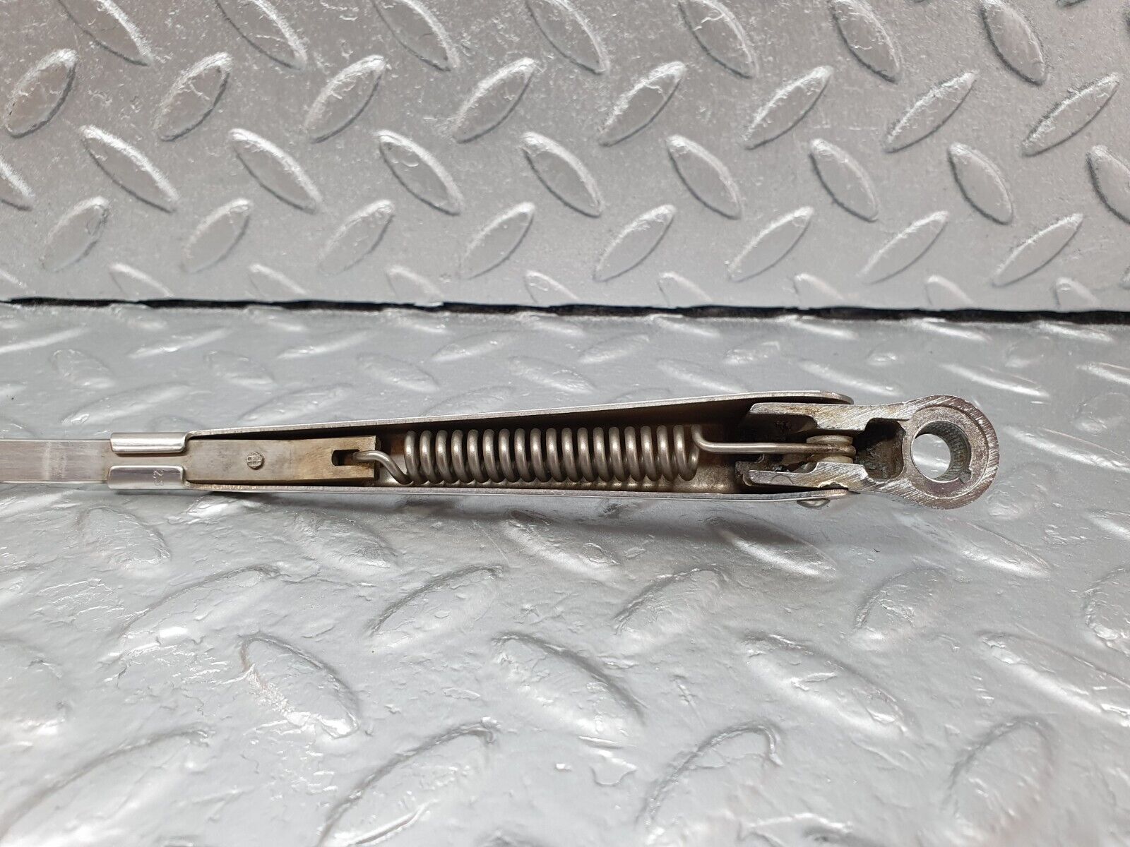 43210 Mercedes-Benz W108 280SE Windscreen Wiper Arm Left Side