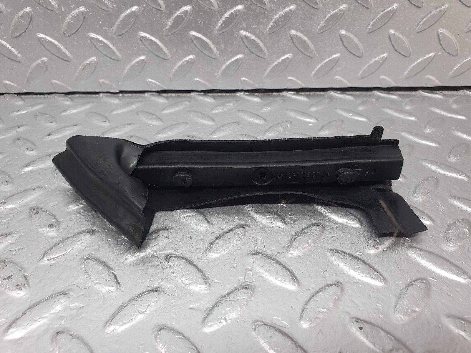 42392 Mercedes-Benz R129 320SL Coupe Right Door Wing Mirror Rubber 1297250266