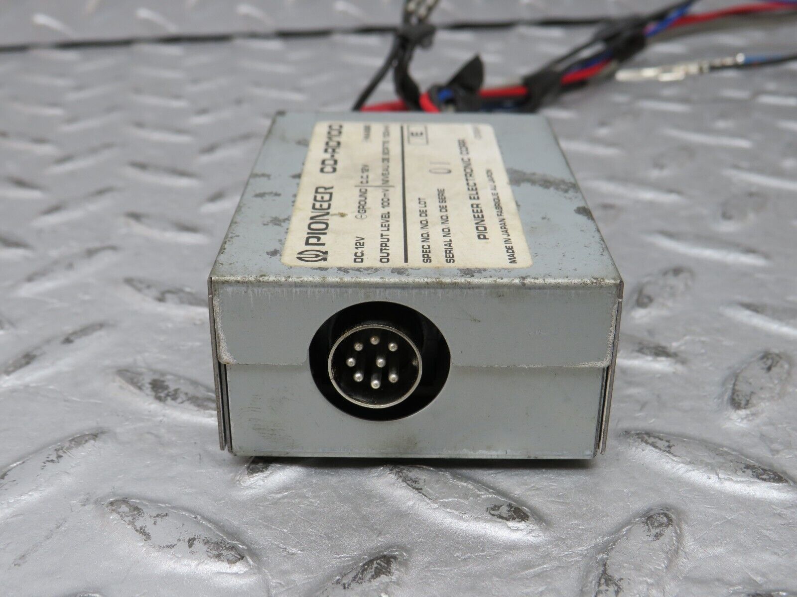 36509 Mercedes-Benz W201 190E 2.0L Radio Audio Adapter Converter PIONEER CD-RD100