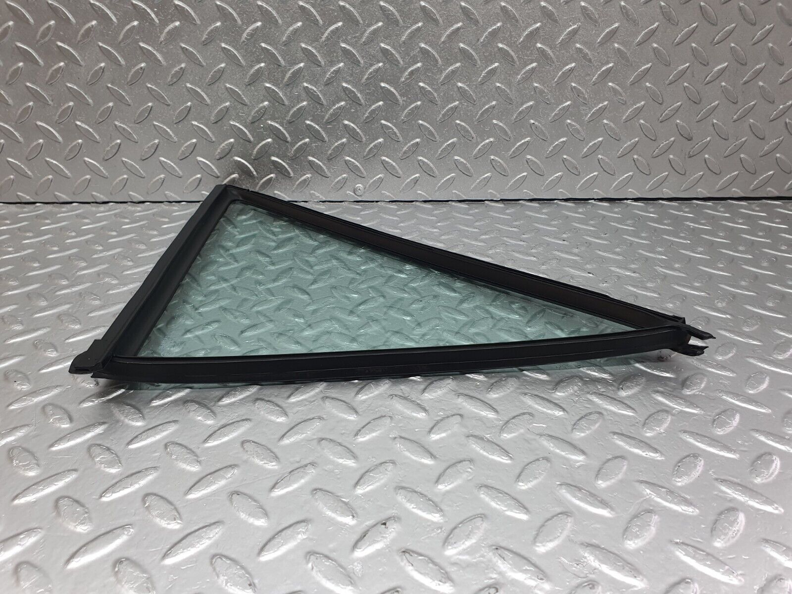 42871 Mercedes-Benz W201 190 2.0L Rear Left Quarter Window Glass 2017350524