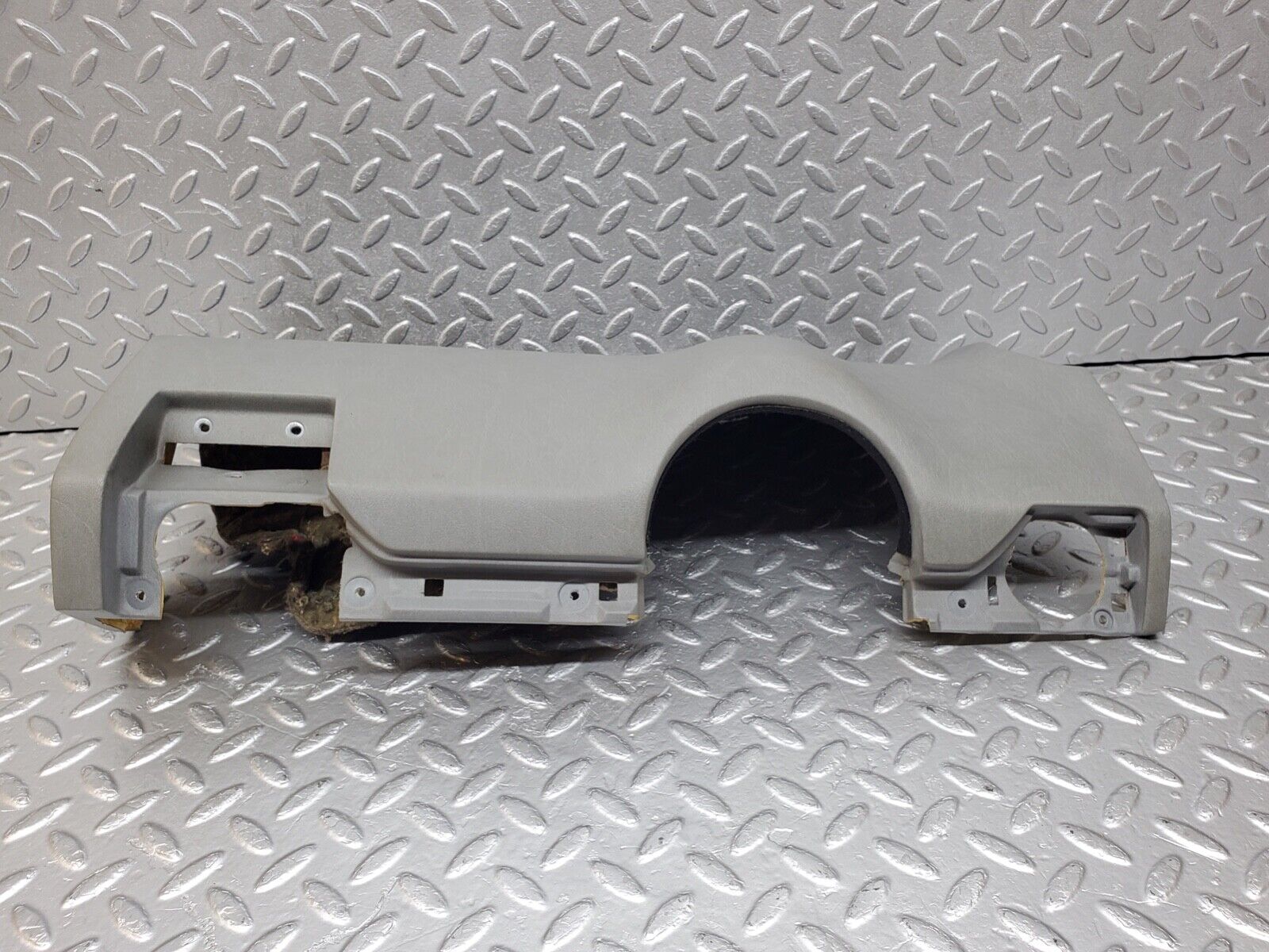 44629 Mercedes-Benz W124 220E Under Dash Panel Right Side Grey