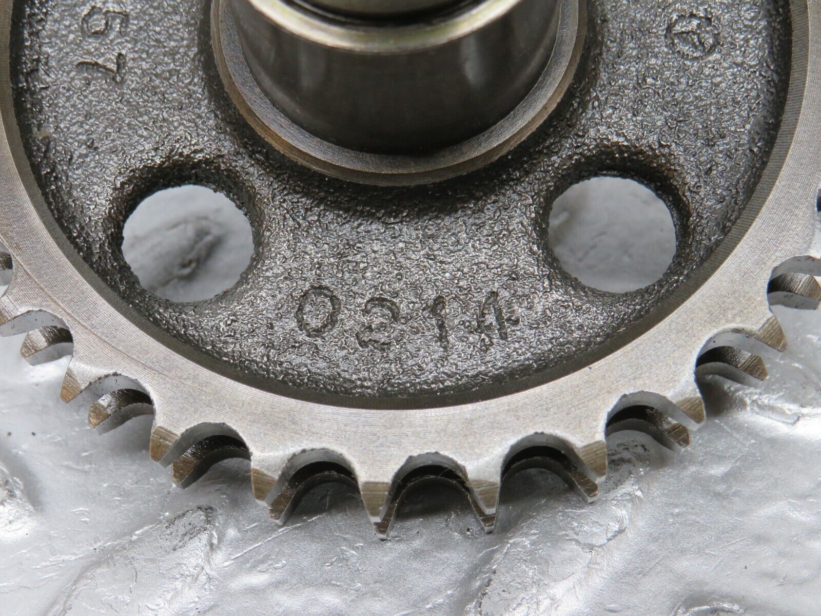 32762 Mercedes-Benz C107 R107 350 V8 Intermediate Gear 1161570214