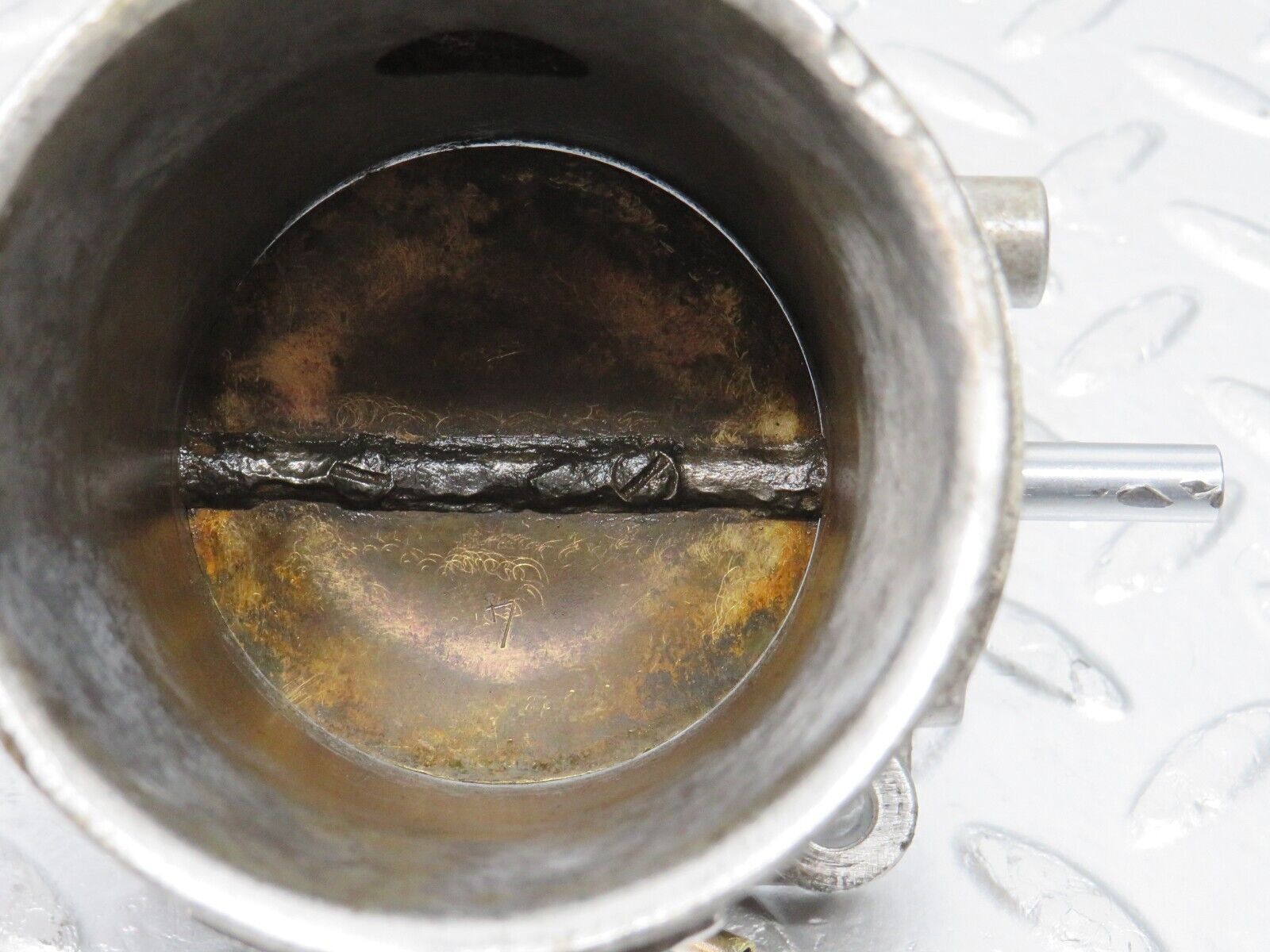 33073 Mercedes-Benz C107 R107 350 V8 Throttle Body Valve