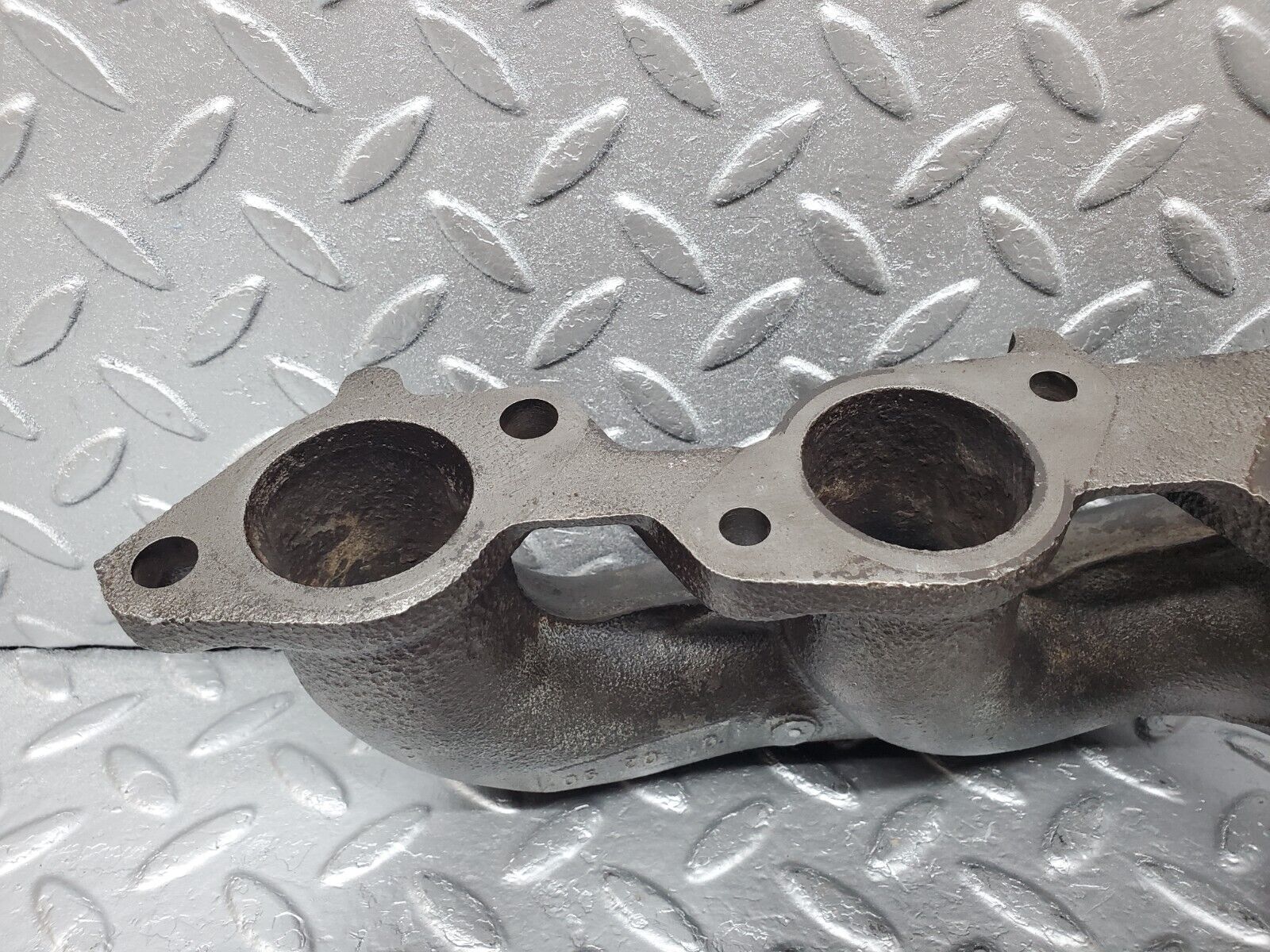 45184 Mercedes-Benz R129 300SL Coupe Exhaust Manifold 4-6 Cylinder 1031422202