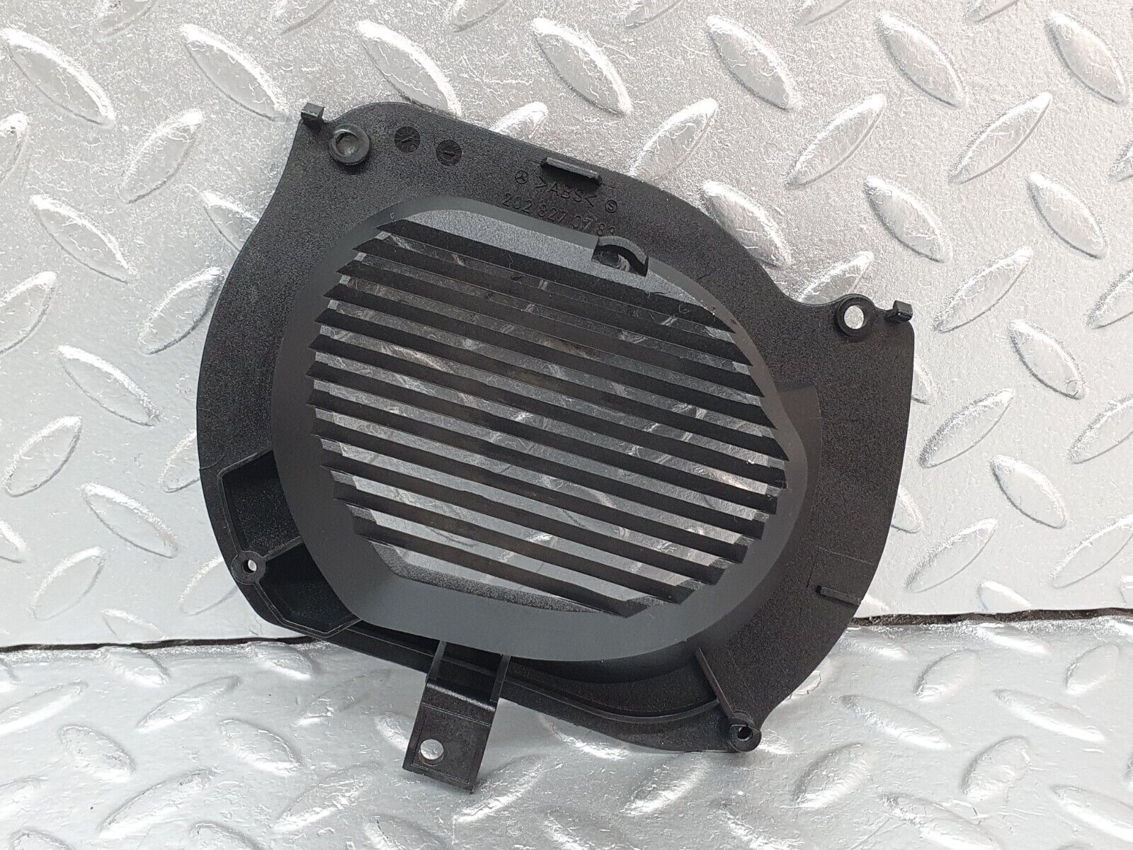 41743 Mercedes-Benz W202 C200 Rear Left Door Speaker Cover 2028270783