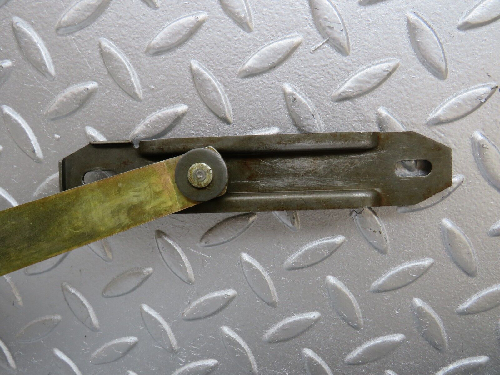 35503 Mercedes-Benz R107 280SL Front Left Power Window Regulator