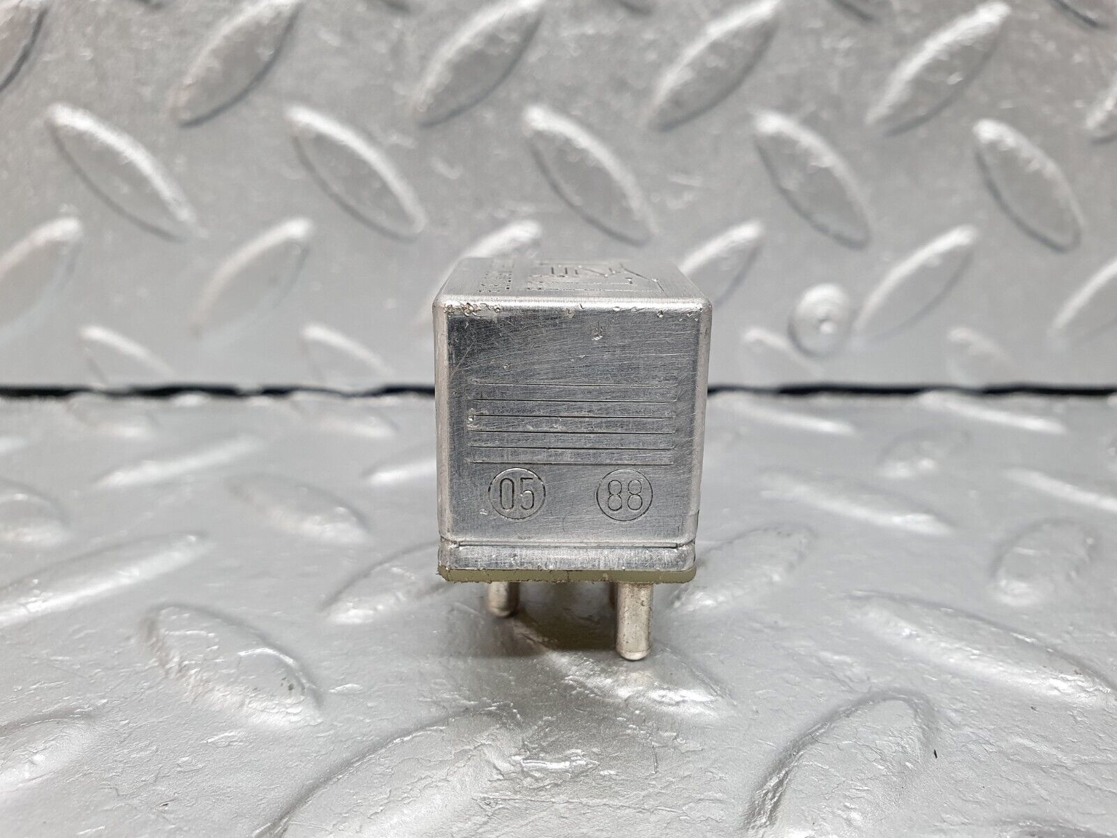 41642 Mercedes-Benz W124 200E Multi Purpose Relay 0015420219