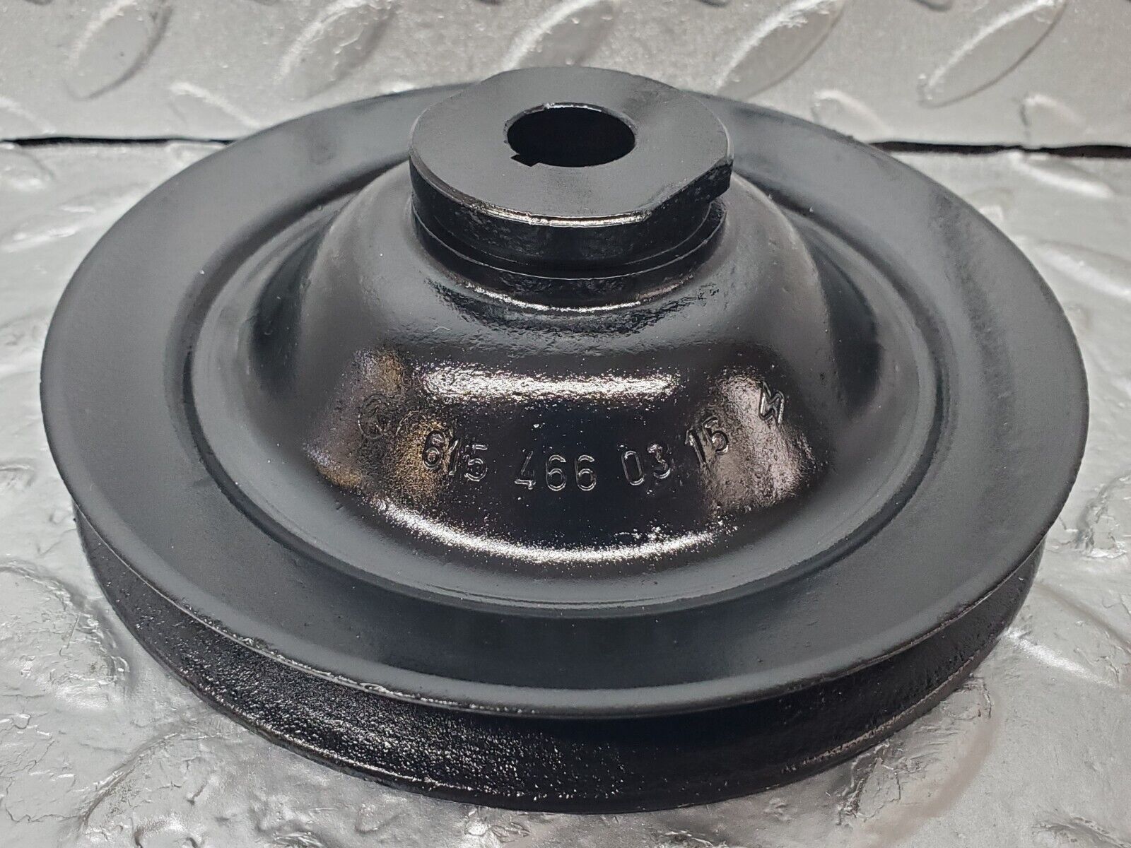 44479 Mercedes-Benz W123 280E Power Steering Pump Pulley 6154660315