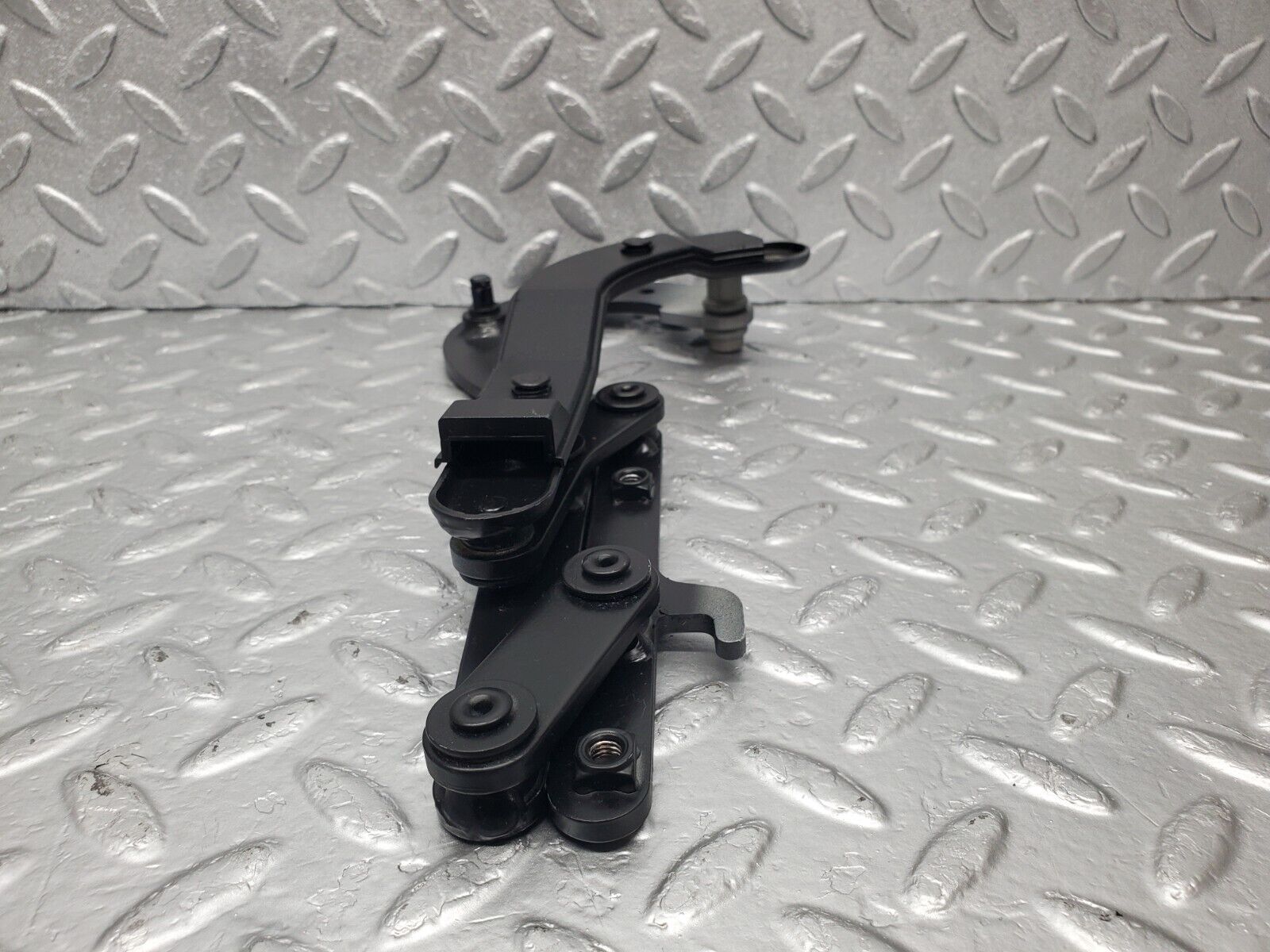 47017 Mercedes-Benz R129 320SL Coupe Trunk Boot Lid Hinge Right Side