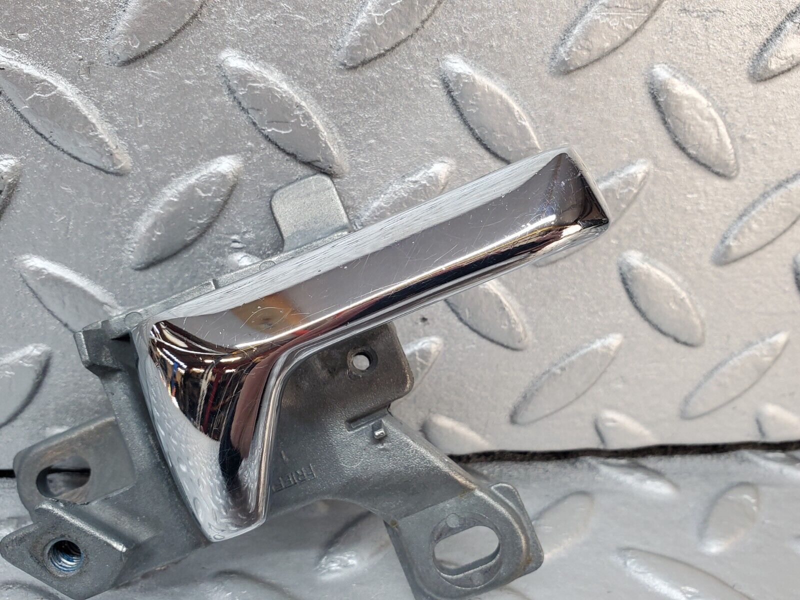 45559 Mercedes-Benz W126 420SE Right Door Interior Handle