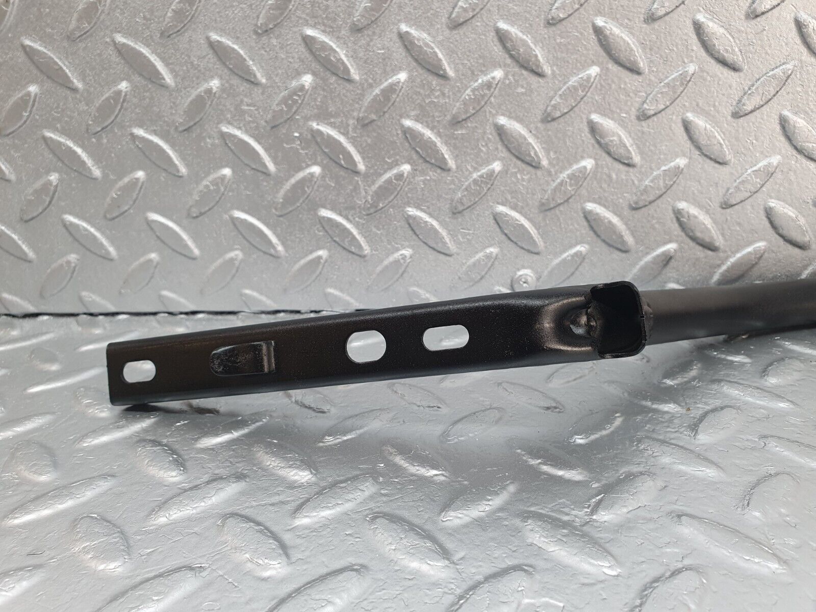 42839 Mercedes-Benz W201 190 2.0L Trunk Lid Hinge Right Side