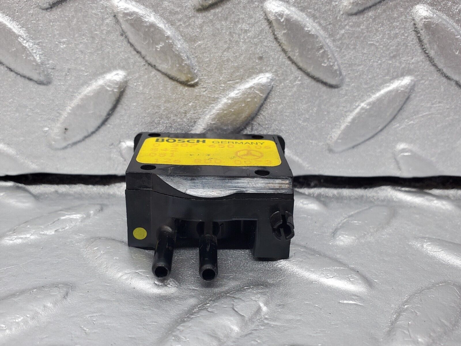 45665 Mercedes-Benz W126 420SE Headlight Level Switch 1268000073 0307650106