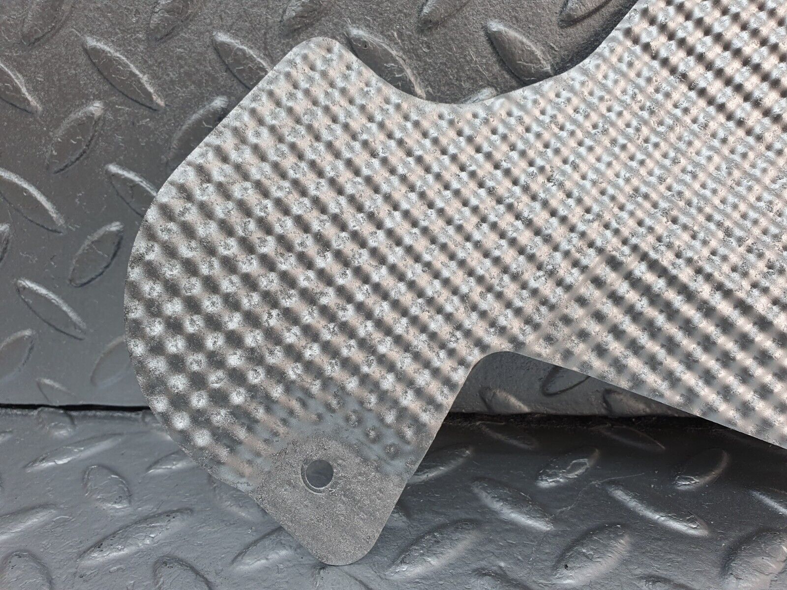 41892 Mercedes-Benz W202 C200 Exhaust Heat Shield