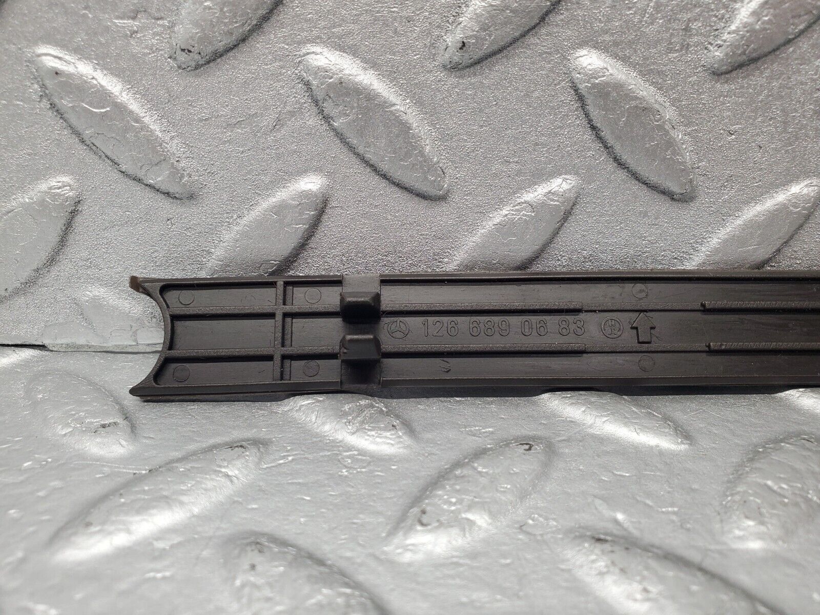 46052 Mercedes-Benz W126 420SE Dashboard Trim Cover 1266890683