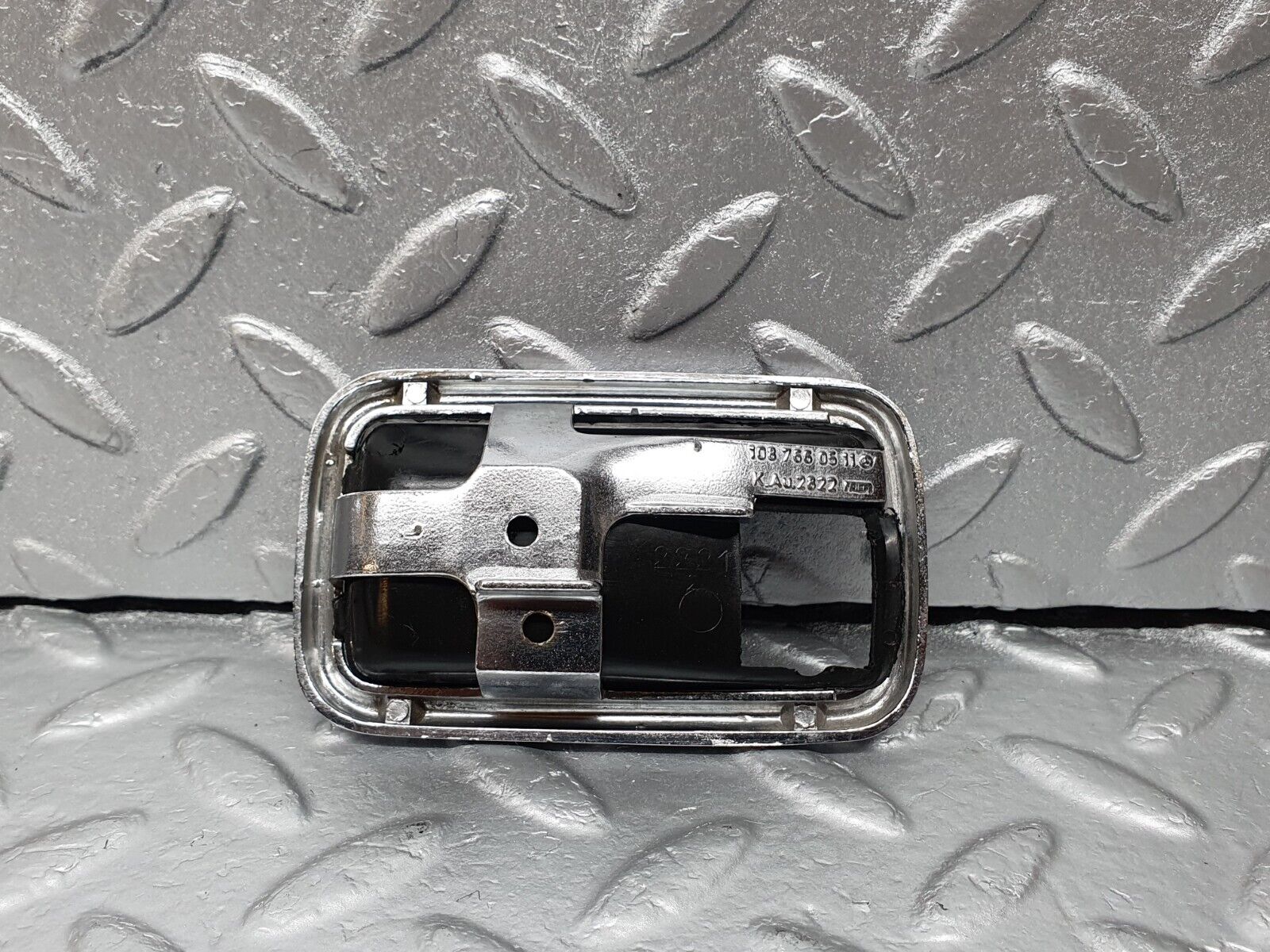 43107 Mercedes-Benz W108 280SE Chrome Frame For Door Opener Left 1087660511