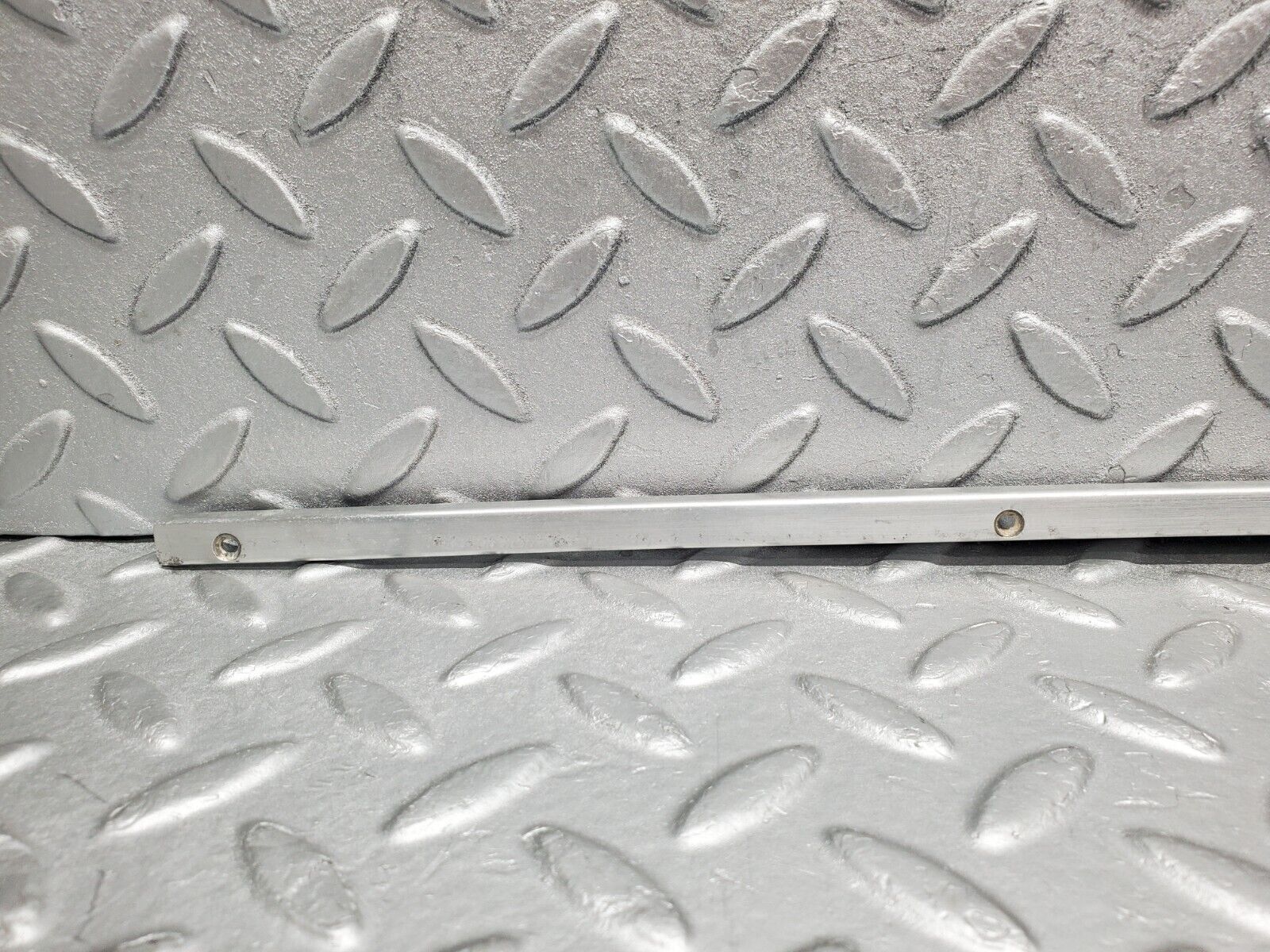 46572 Mercedes-Benz C123 280CE Coupe Sunroof Chrome Trim