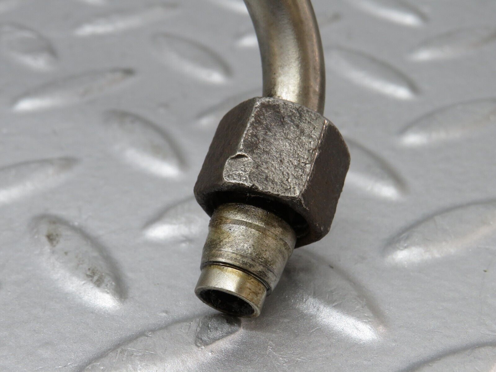 35595 Mercedes-Benz R107 280SL Power Steering Pump Hose Pipe